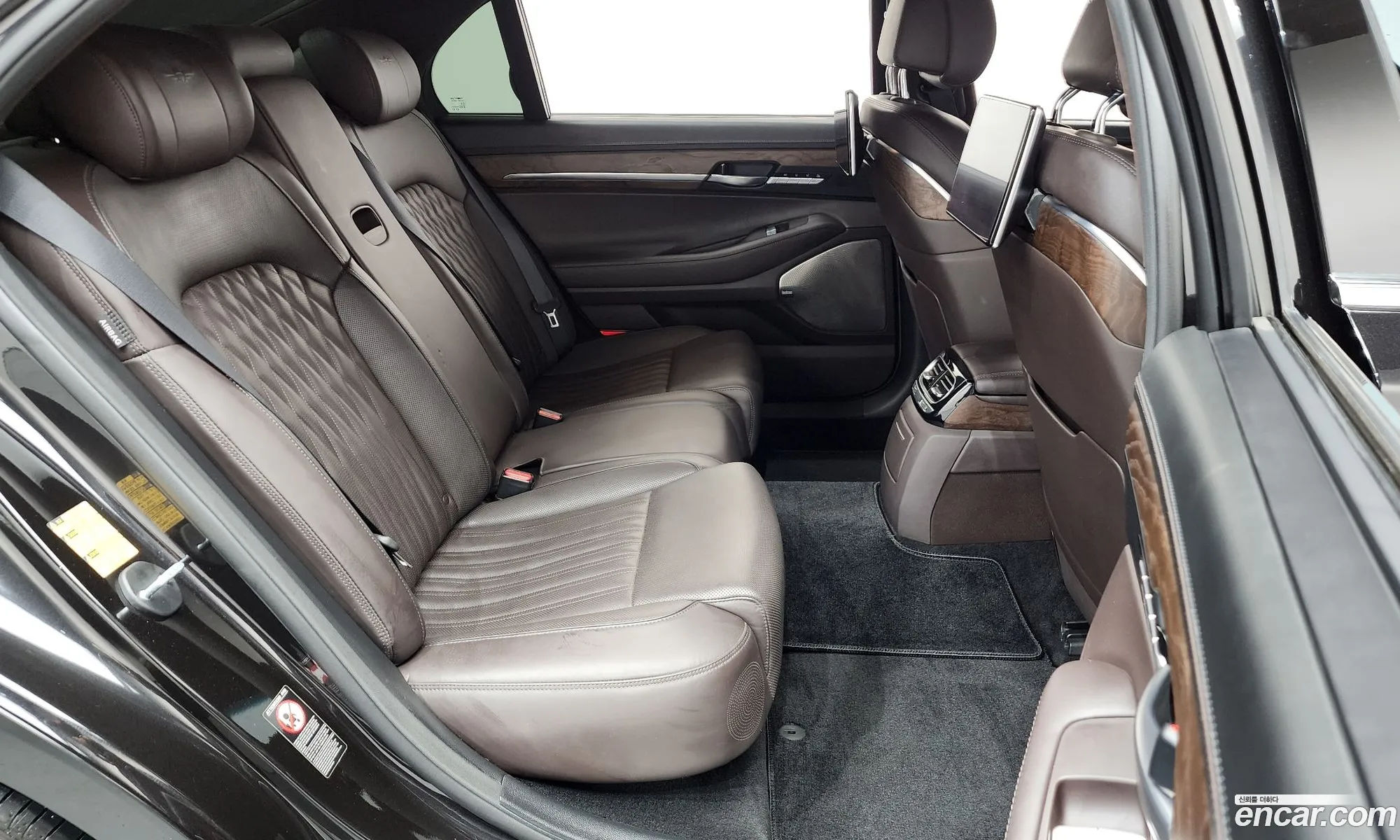 Genesis G90 2019 KMHG341DDKU067751 — 18