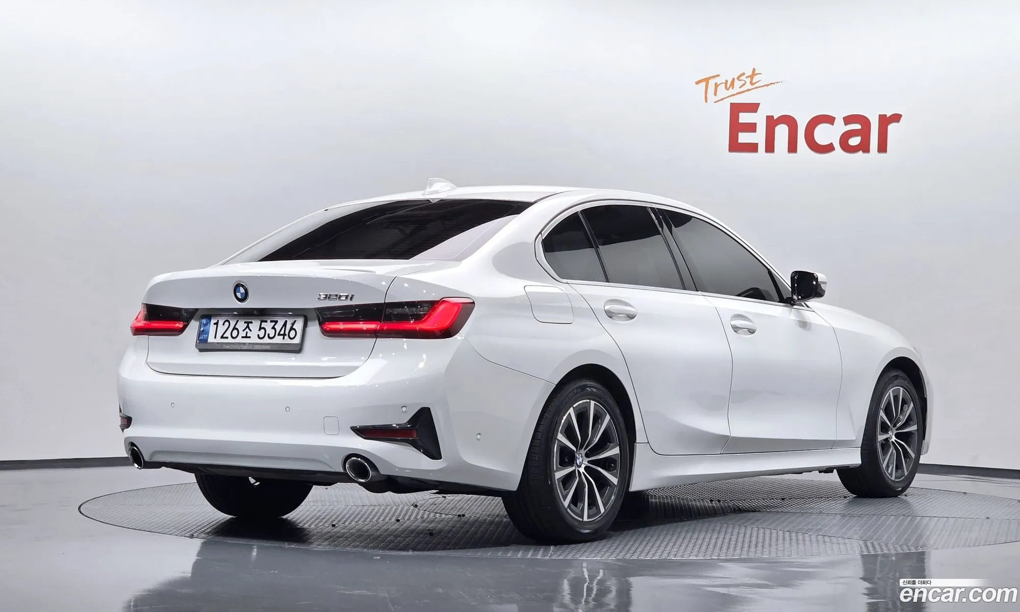 BMW 3 Series 2020 — 3