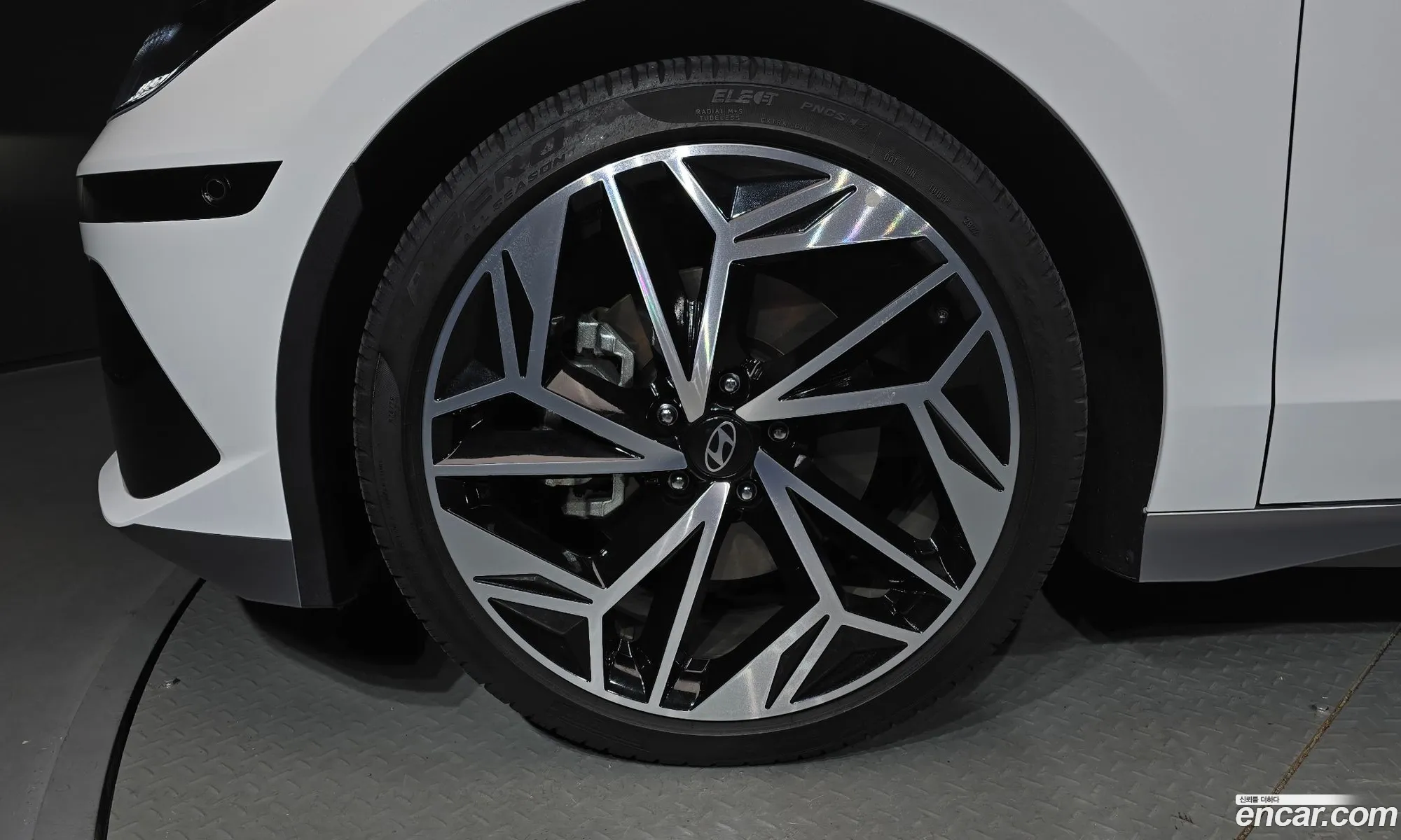 Hyundai Ioniq 6 2022 — 10
