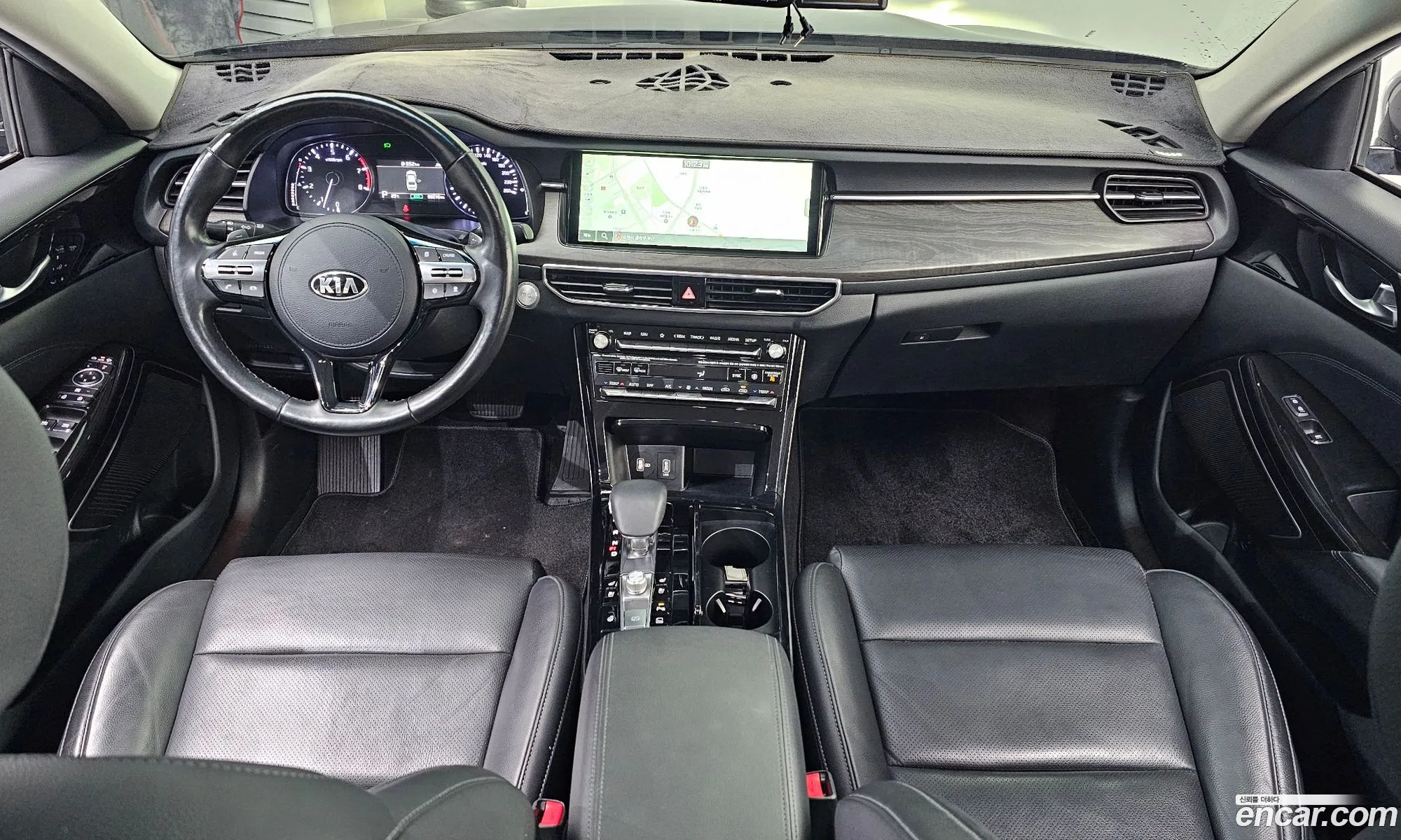 Kia K7 Premier 2019 KNALC41BBLA202839 — 4