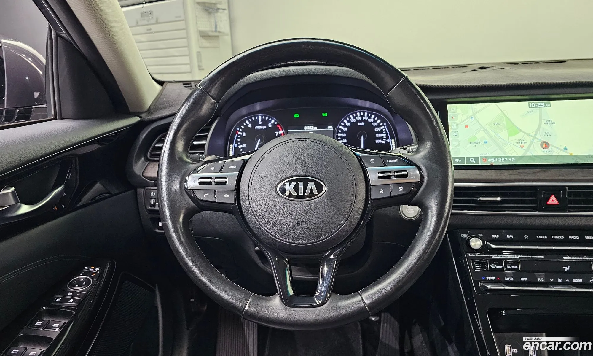 Kia K7 Premier 2019 KNALC41BBLA202839 — 7