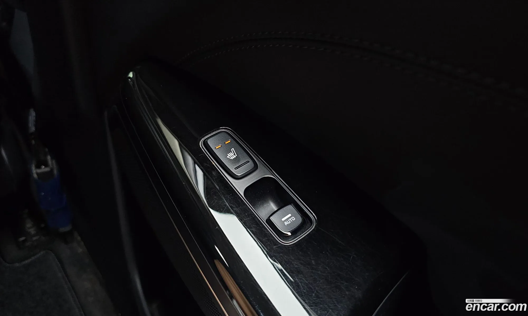 Kia K7 Premier 2019 KNALC41BBLA202839 — 14
