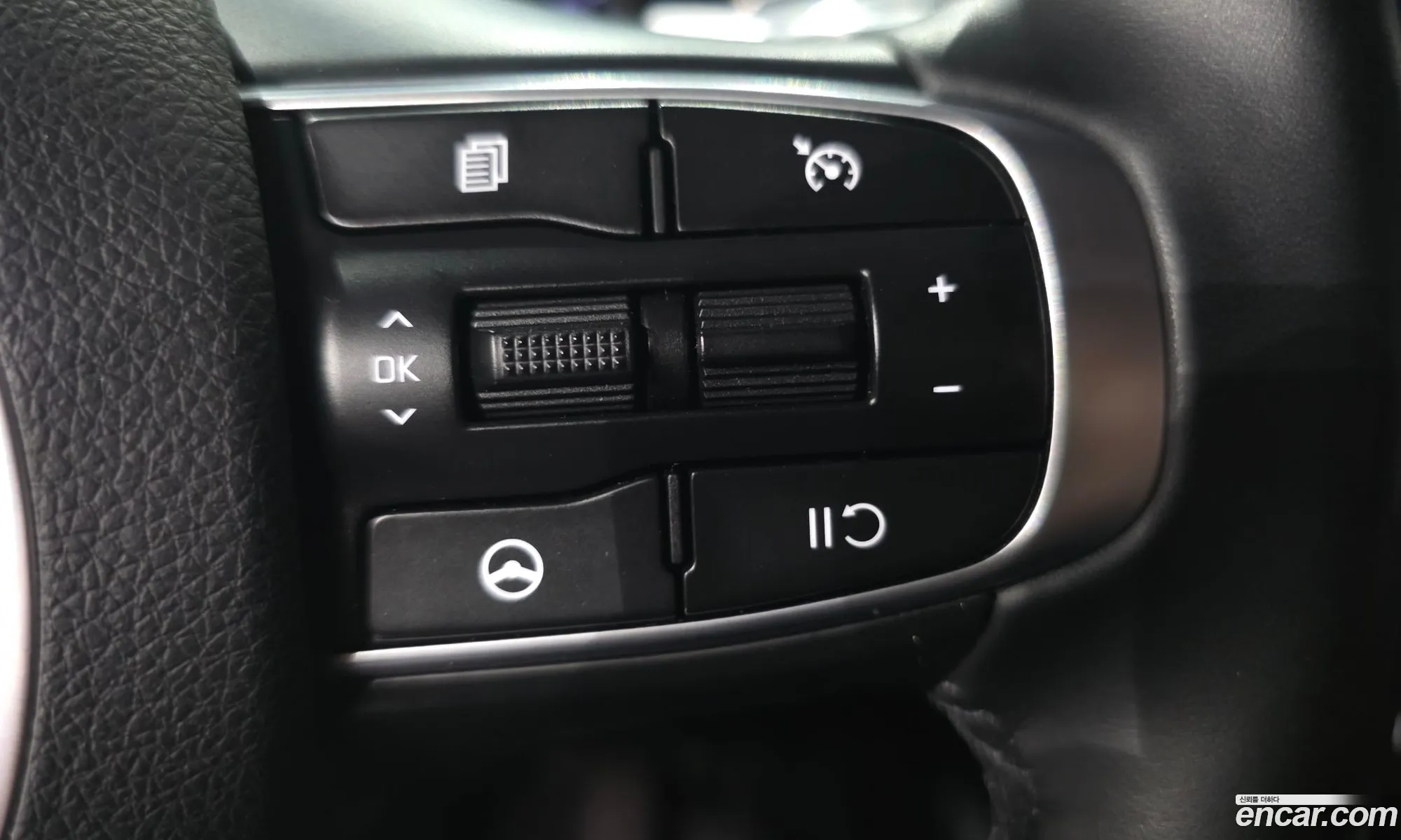 Kia K5 2020 KNAG241ABLA050861 — 15