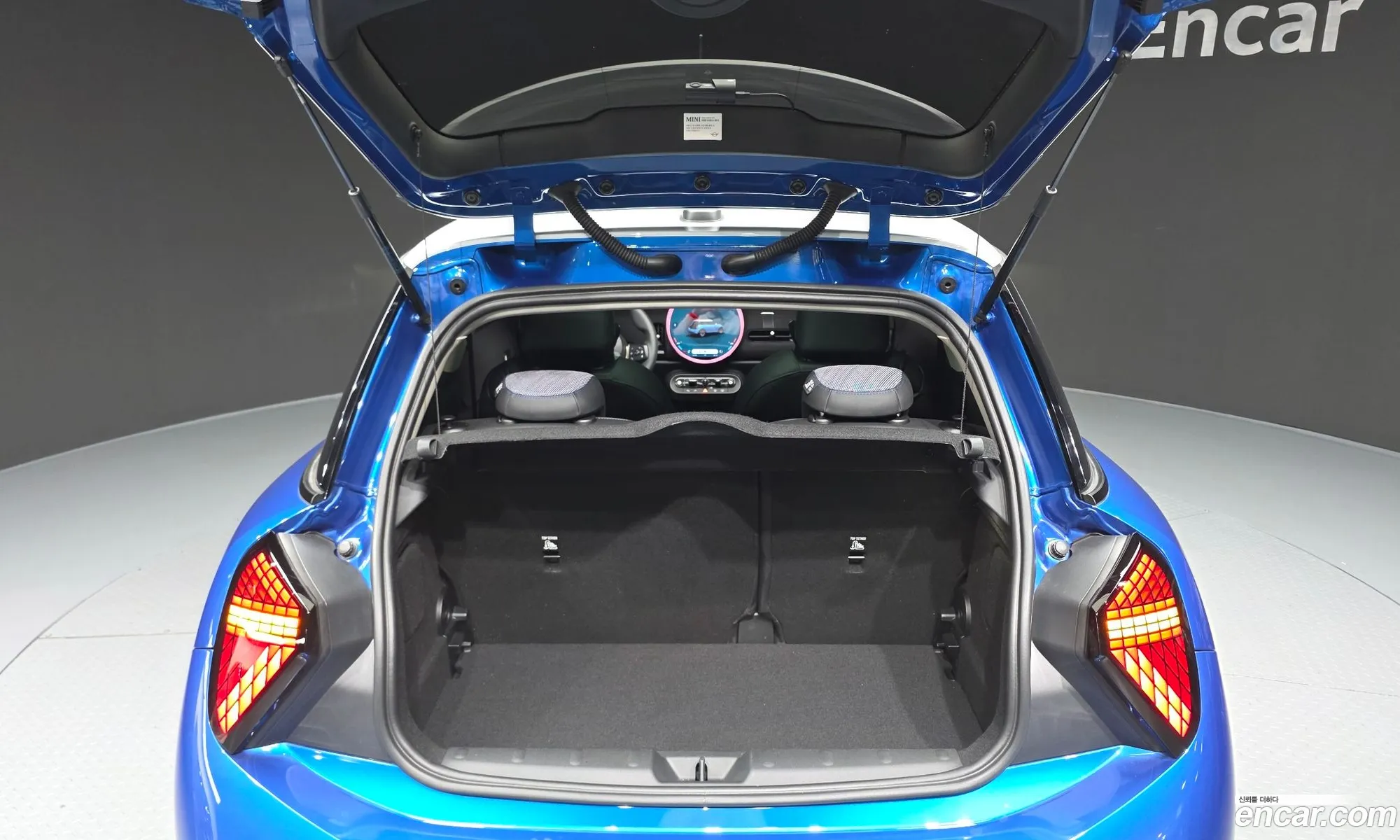 Mini Cooper C 2025 WMW81GD04S2W70299 — 9