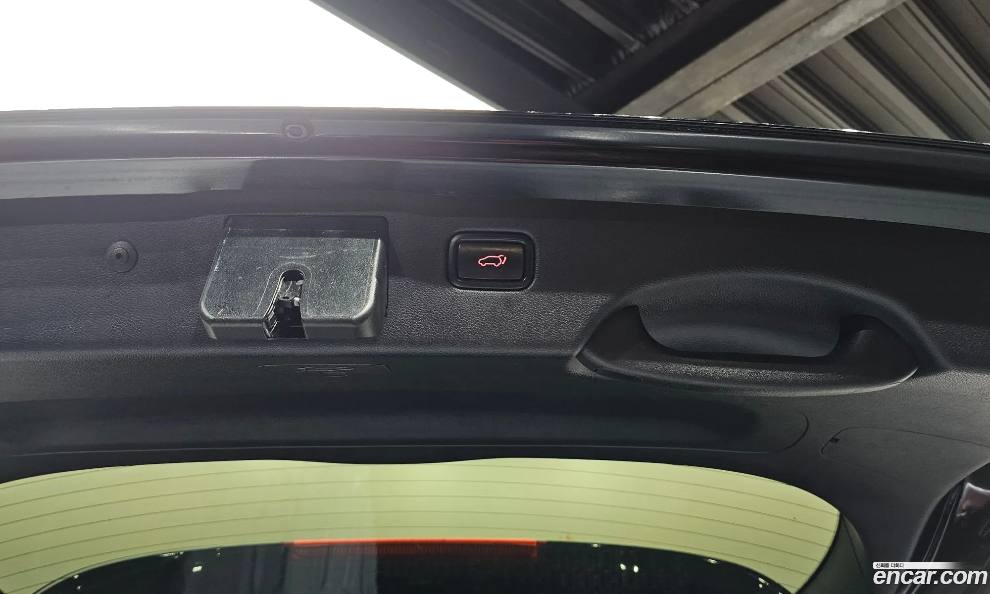 Kia Sorento 2018 KNAPK81ABKA481679 — 17