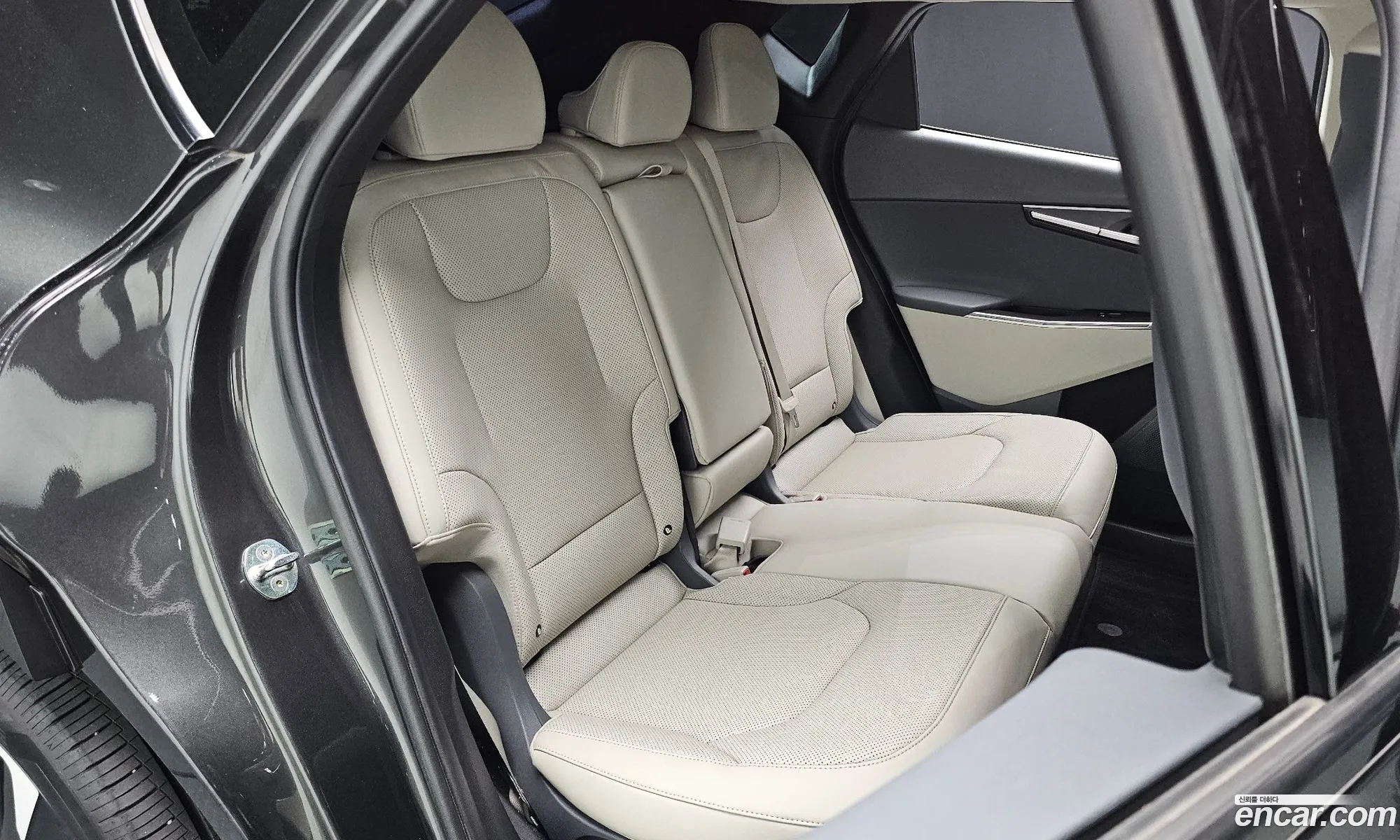 Kia EV6 2022 KNAC281CPNA047447 — 29