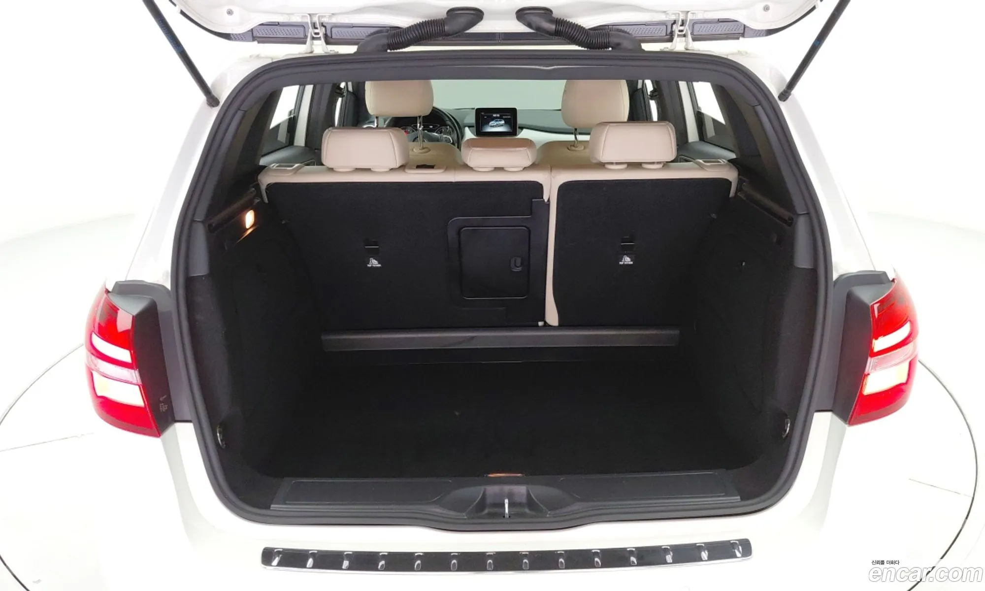 Mercedes-Benz B-Class W246 2018 — 8