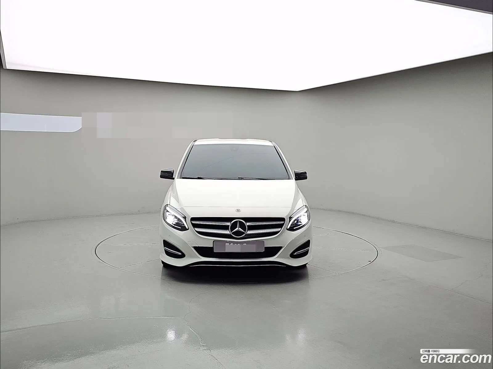 Mercedes-Benz B-Class W246 2018 — 10
