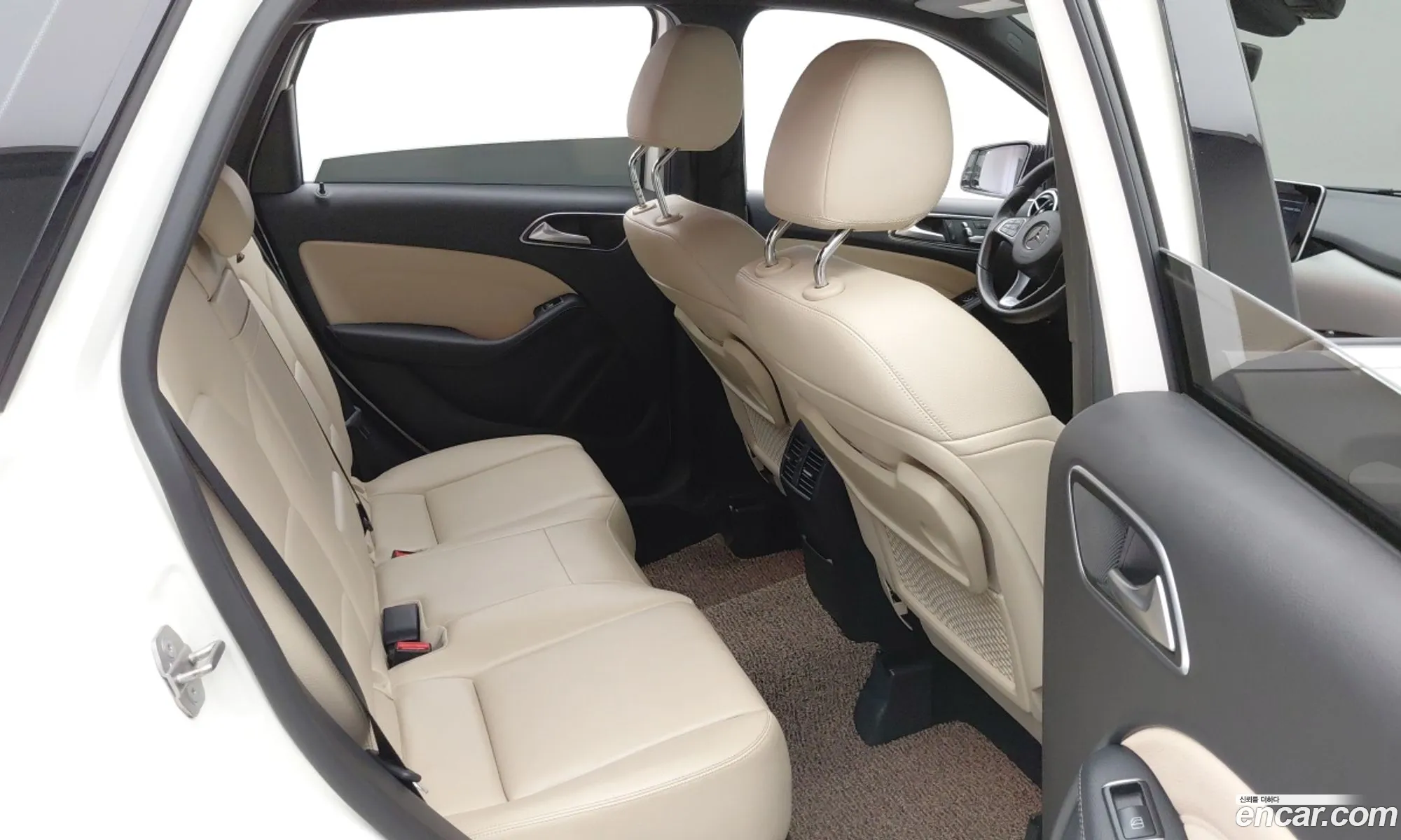 Mercedes-Benz B-Class W246 2018 — 15