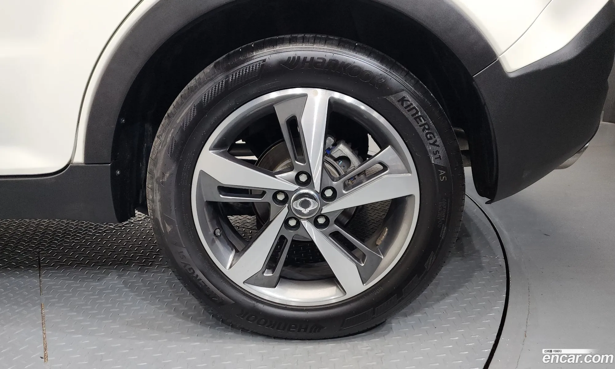 KG Mobility (SsangYong) Style Korando C