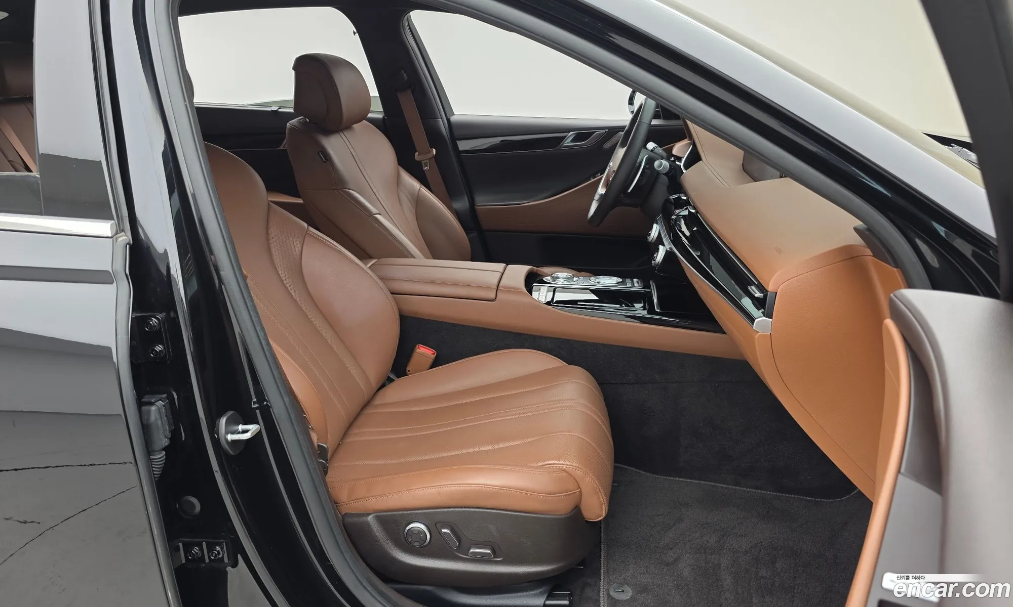 Genesis G80 2022 — 4