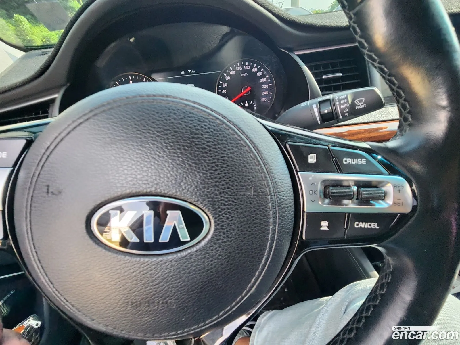 Kia K7 2017 — 13