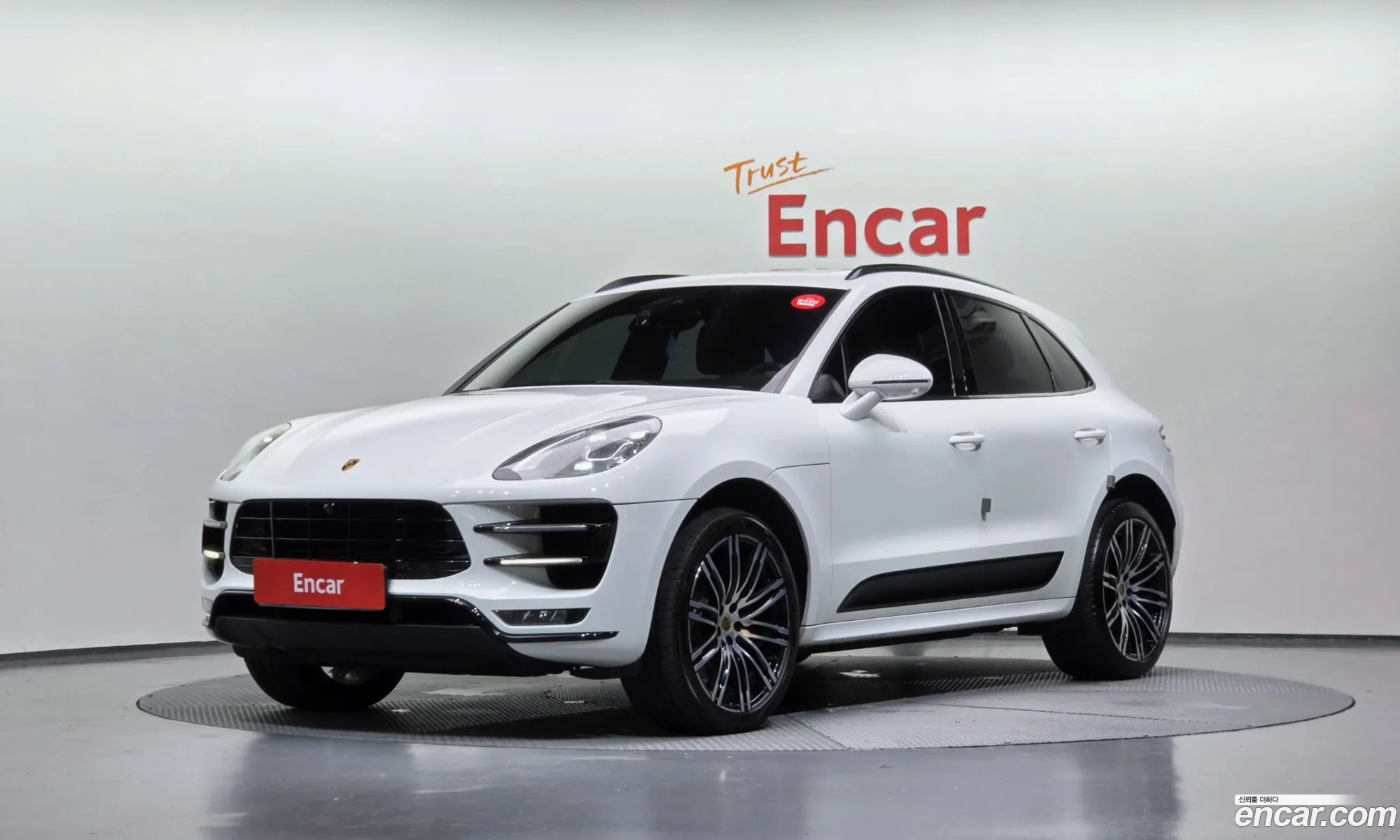 Porsche Macan 2018 WP1AF295XJLB67266 — 5