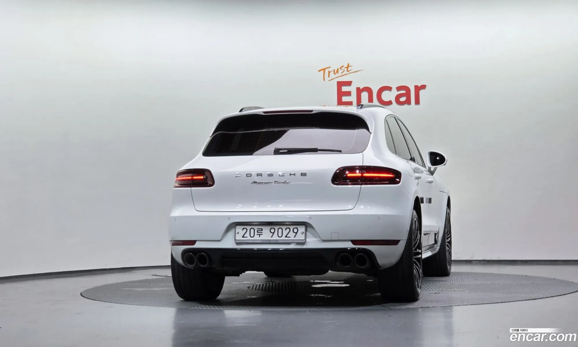 Porsche Macan 2018 WP1AF295XJLB67266 — 11