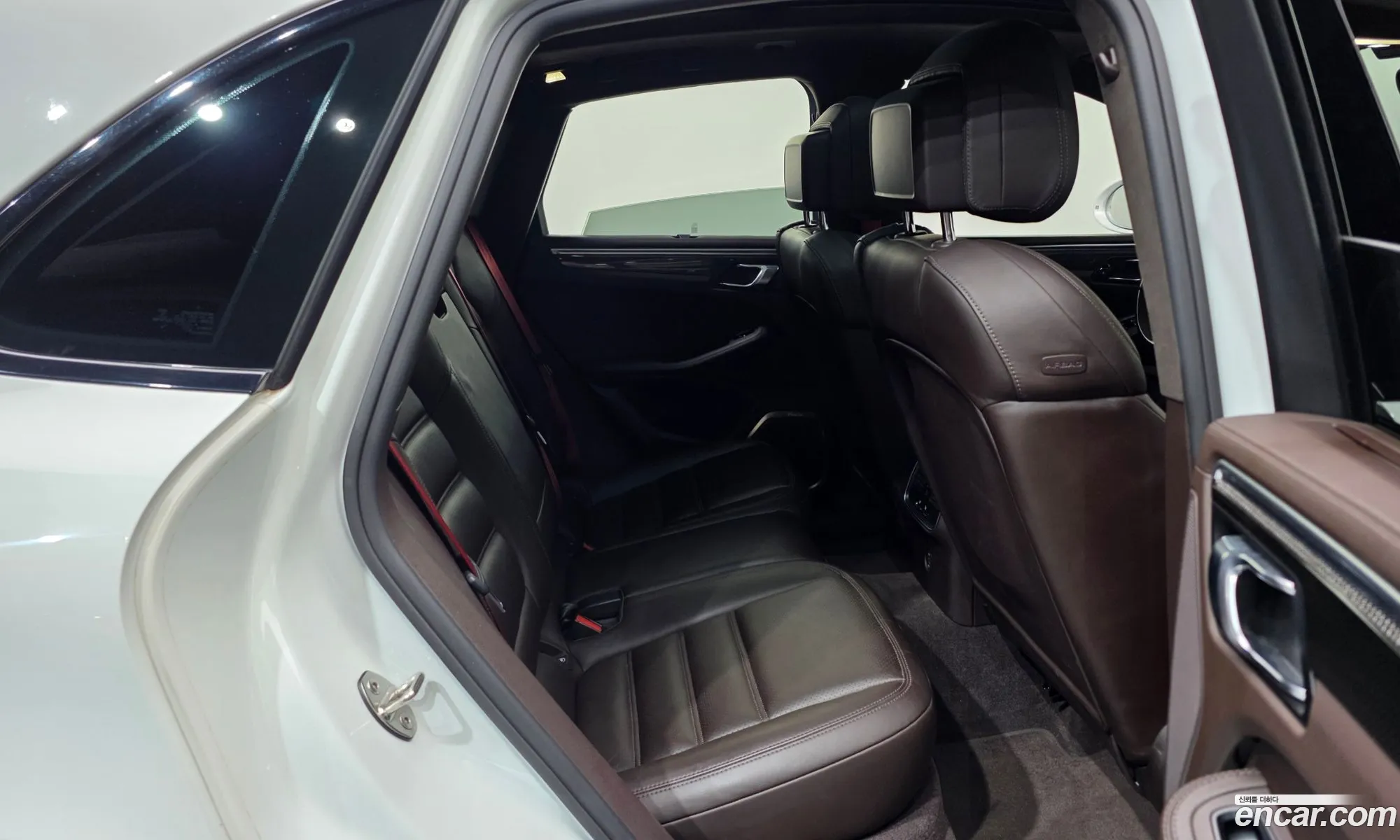 Porsche Macan 2018 WP1AF295XJLB67266 — 10