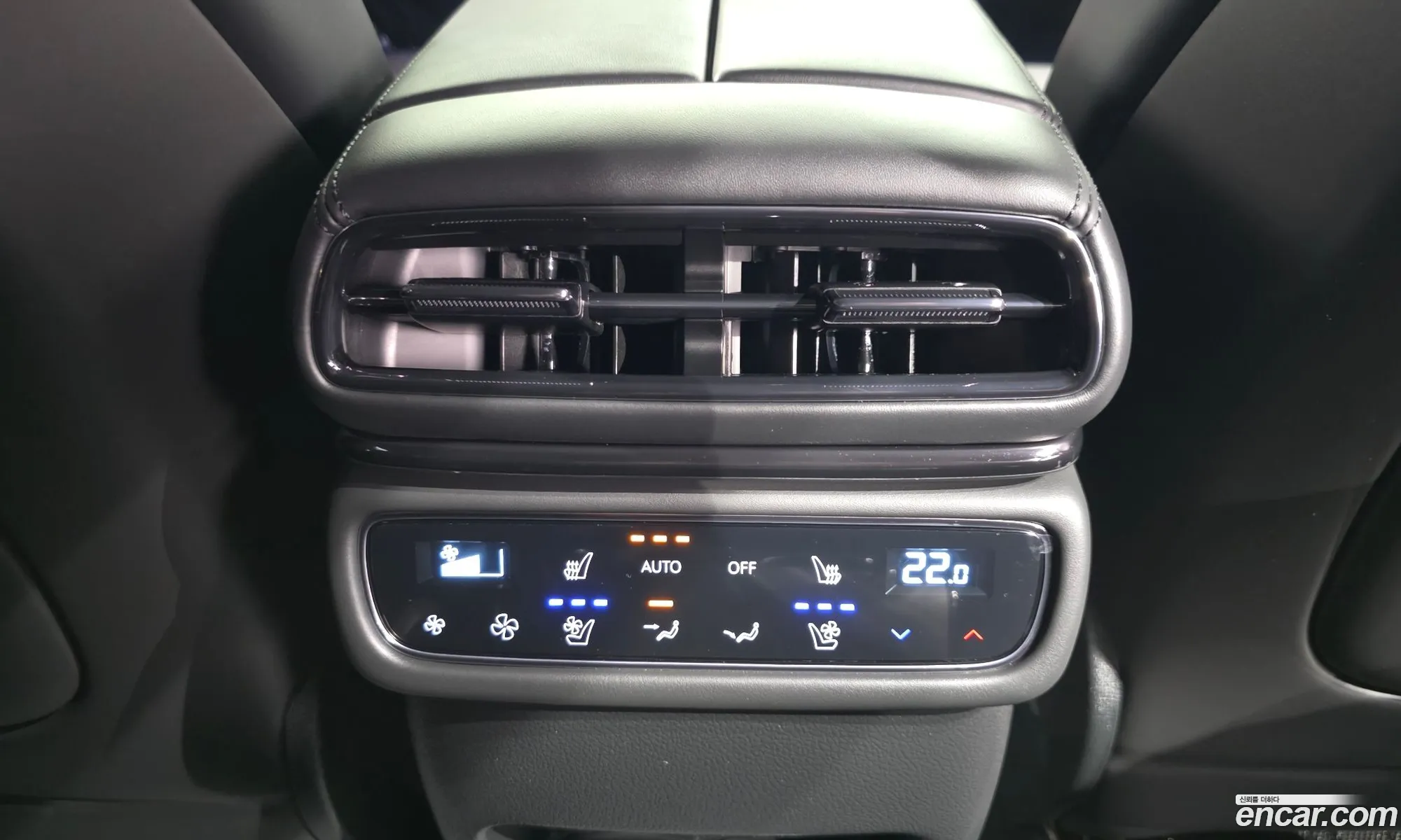Genesis GV80 2025 KMTHA81BDSU306886 — 31