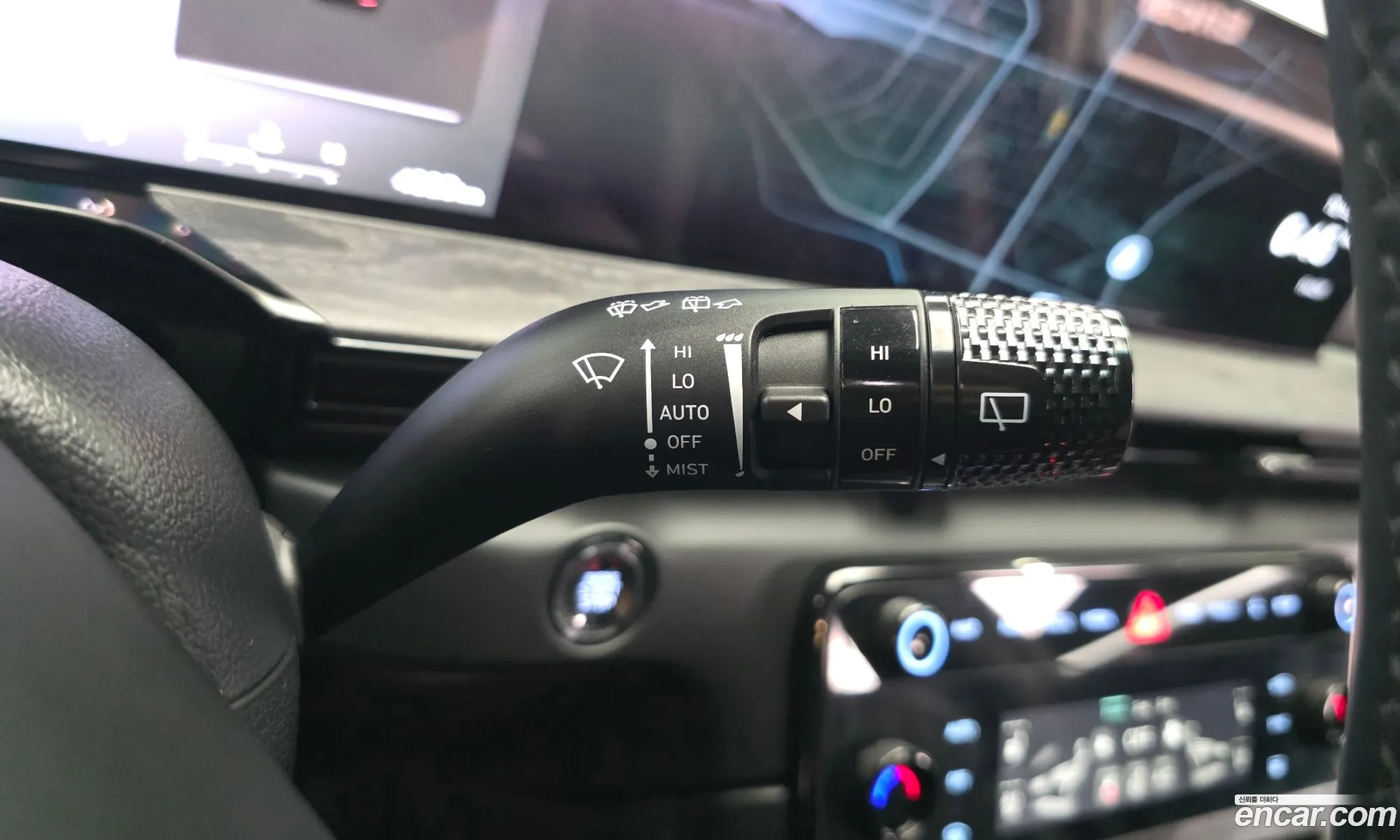 Genesis GV80 2025 KMTHA81BDSU306886 — 16