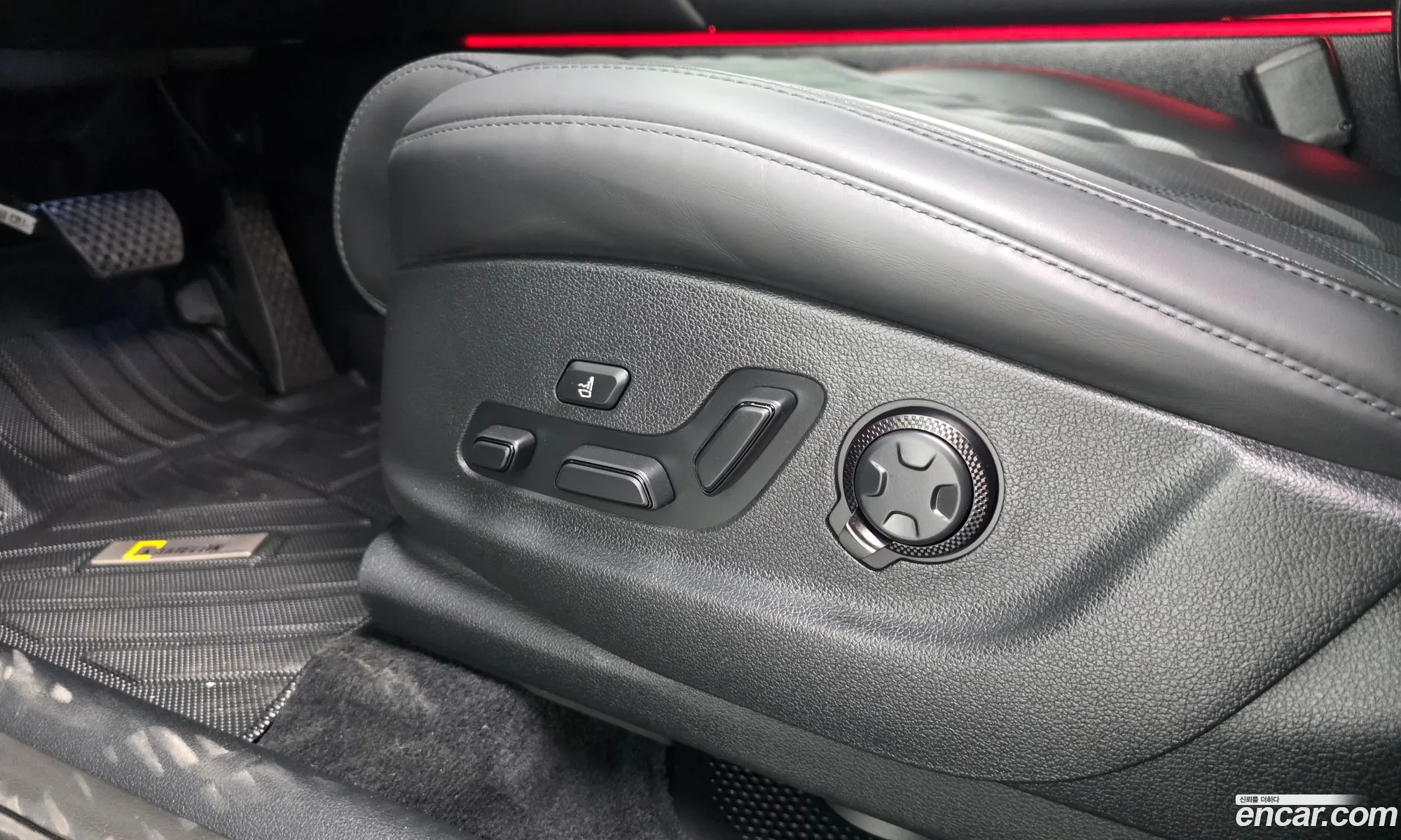 Genesis GV80 2025 KMTHA81BDSU306886 — 8