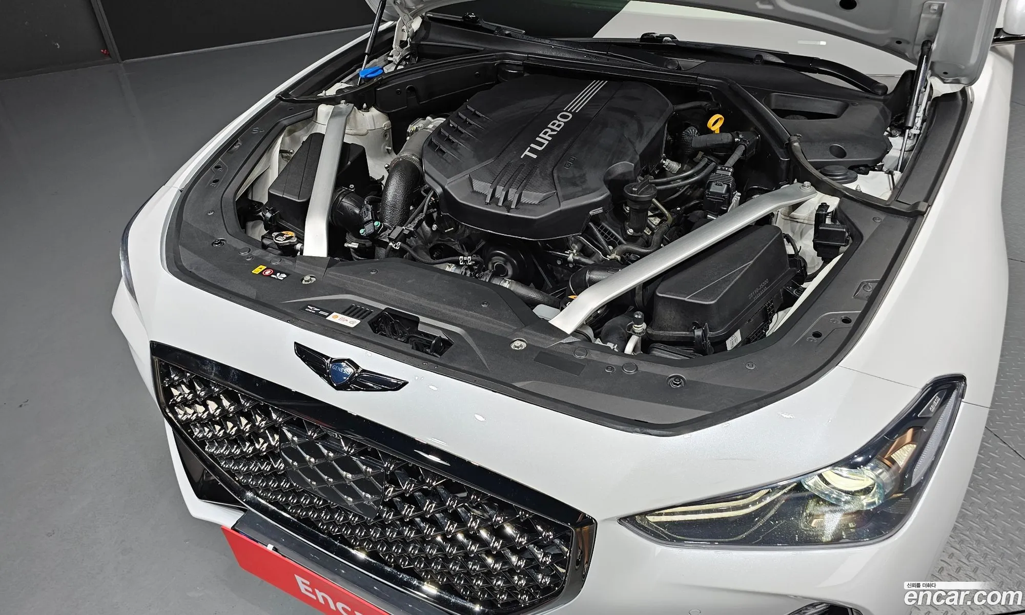 Genesis G70 2020 — 32