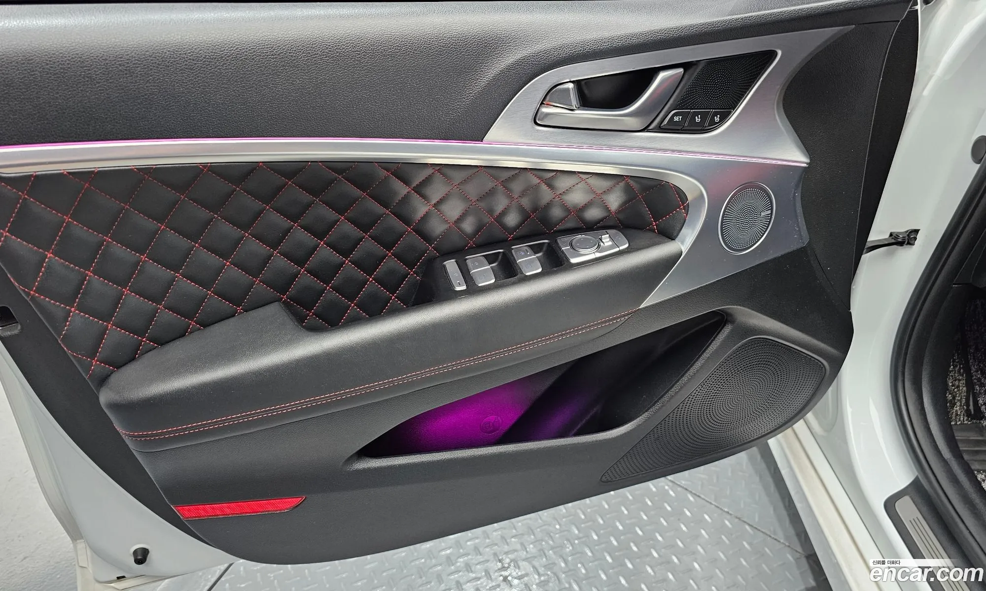 Genesis G70 2020 — 34