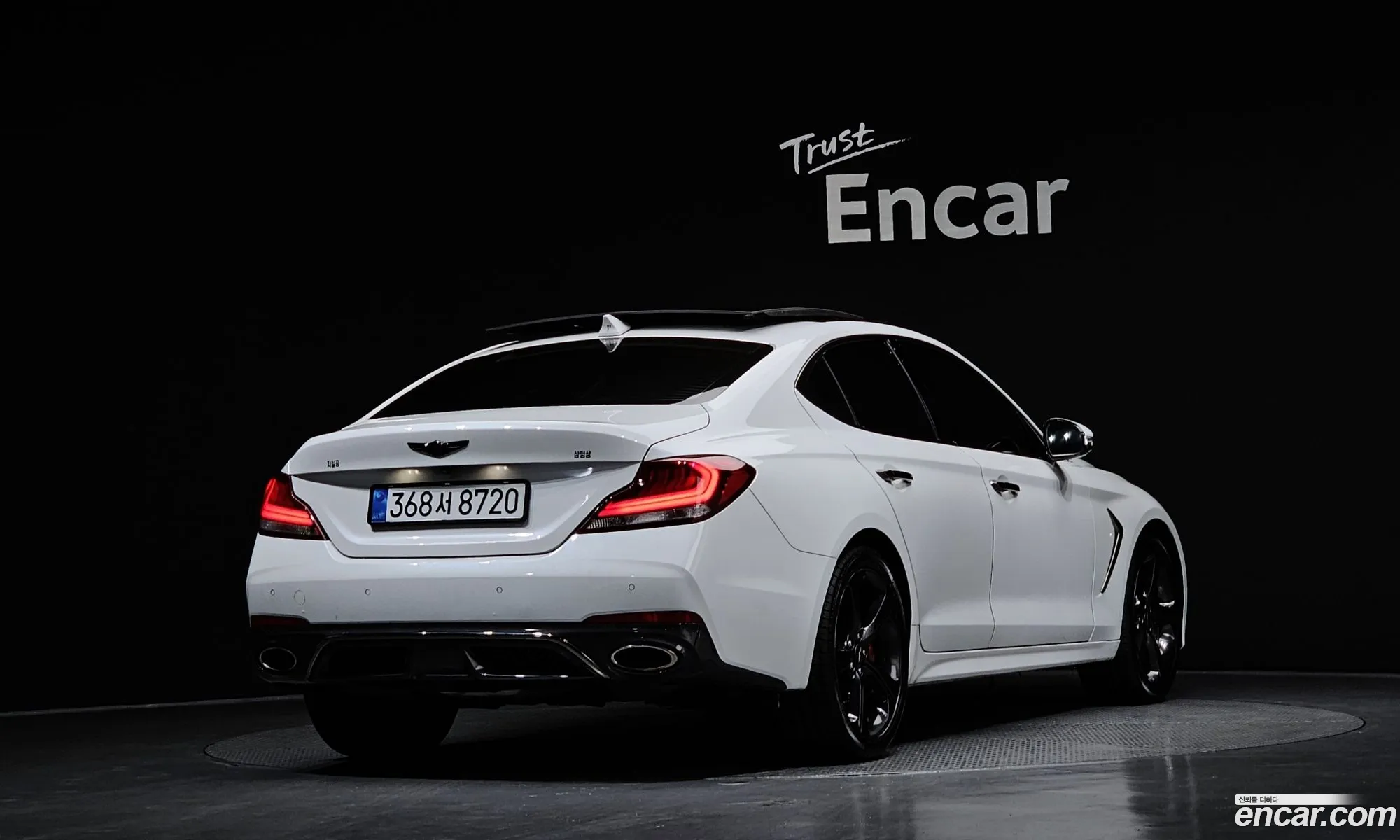 Genesis G70 2020 — 12