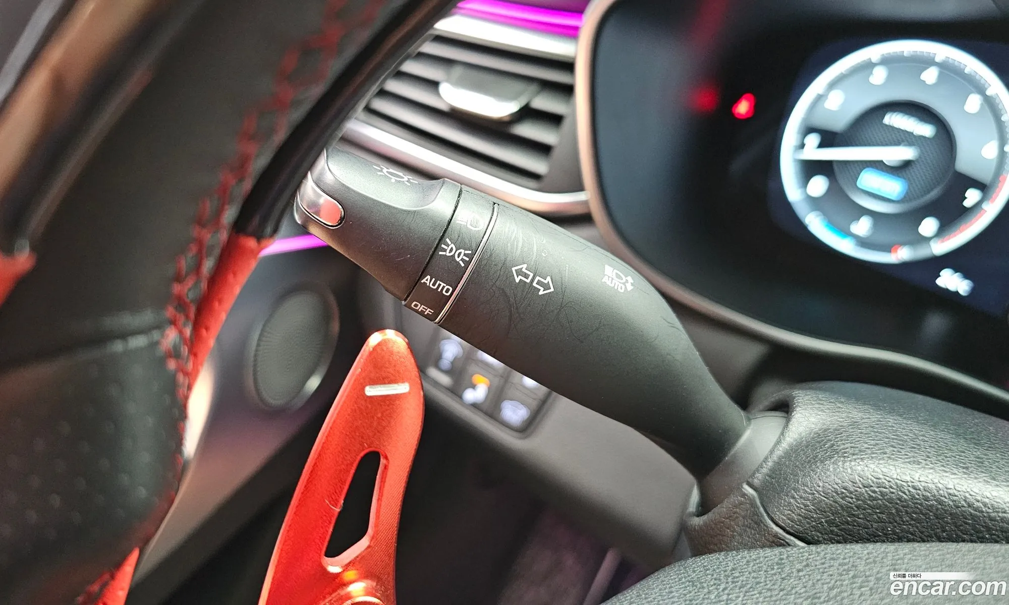 Genesis G70 2020 — 28