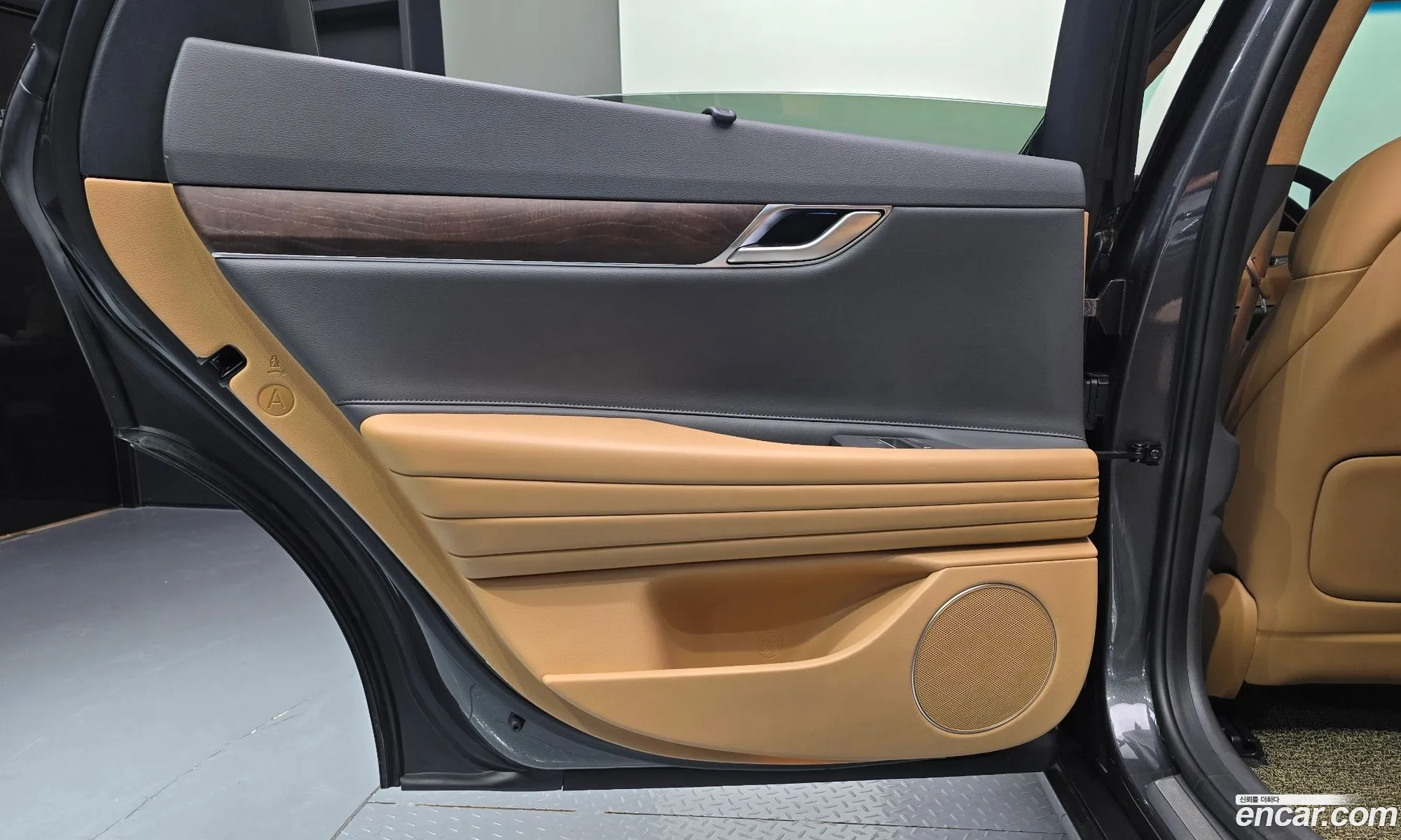 Genesis G80 2021 — 13