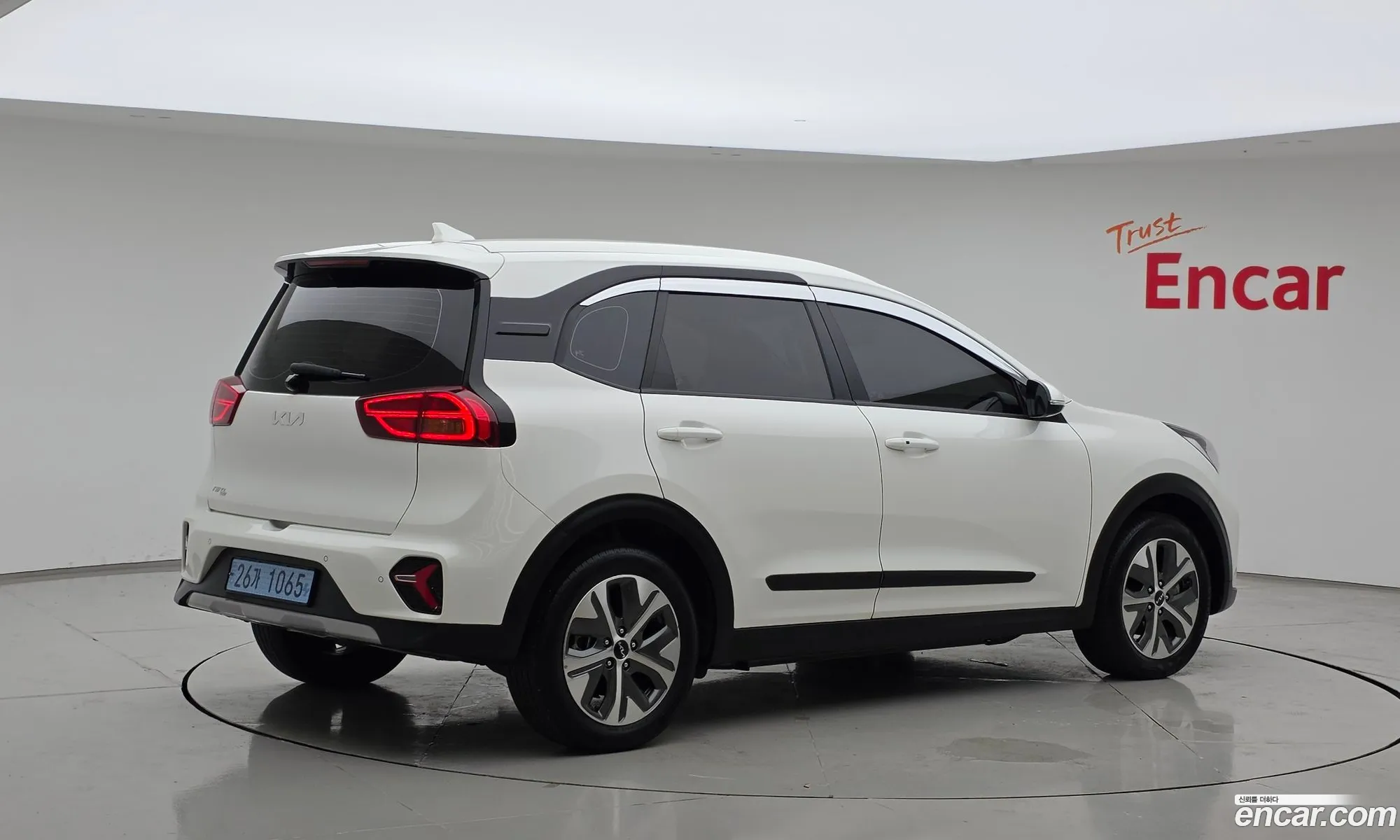 Kia Niro Plus 2022 — 6