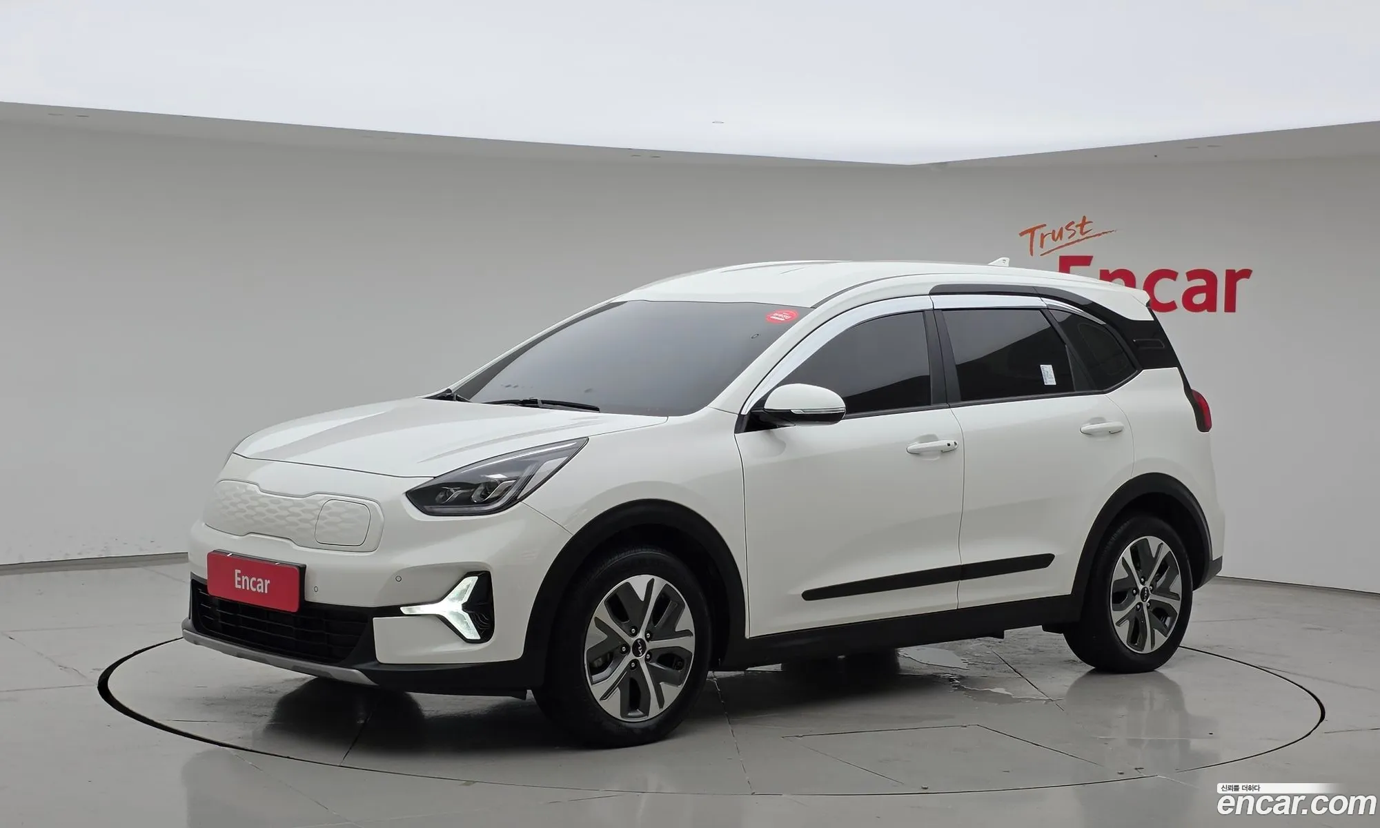 Kia Niro Plus 2022 — 18