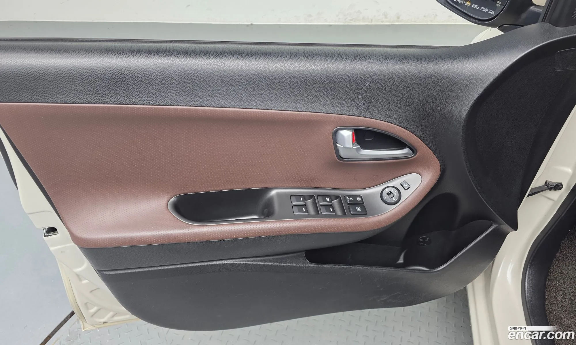 Kia Morning 2015 KNABX515BGT115394 — 9