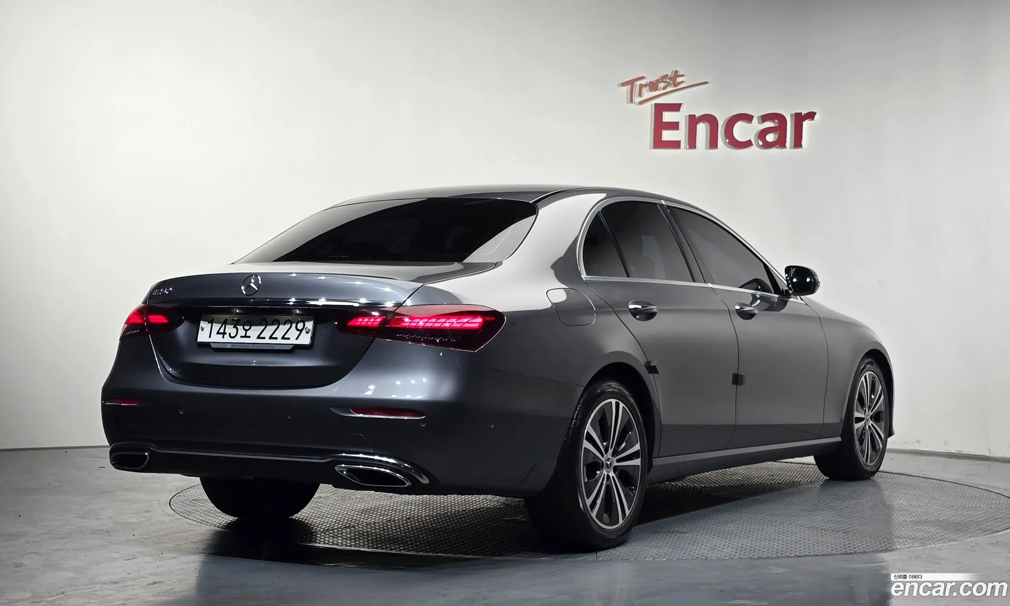 Mercedes-Benz E-Class W213 2020 — 6