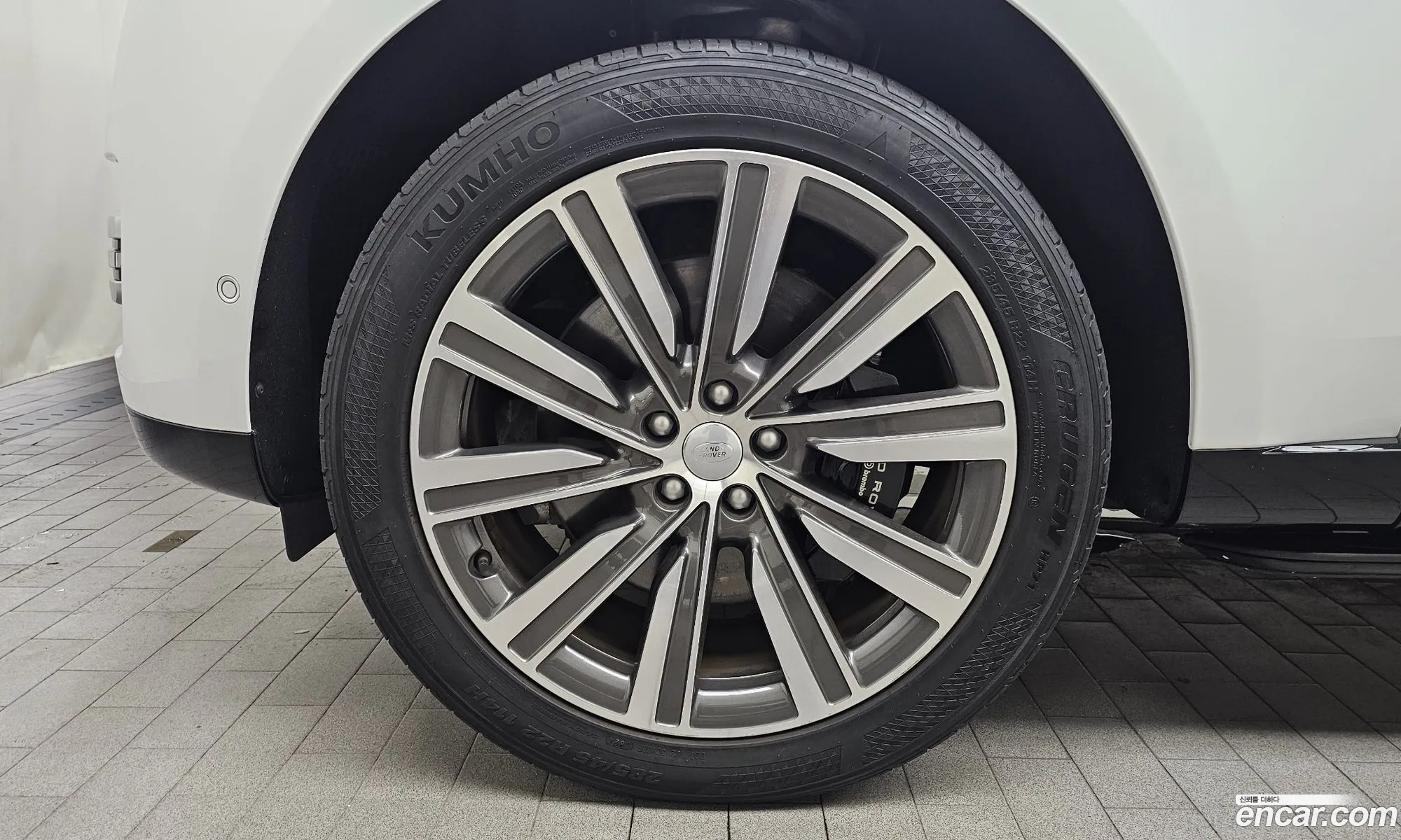 Land Rover Range Rover 2023 SALKA9B72PA025113 — 2