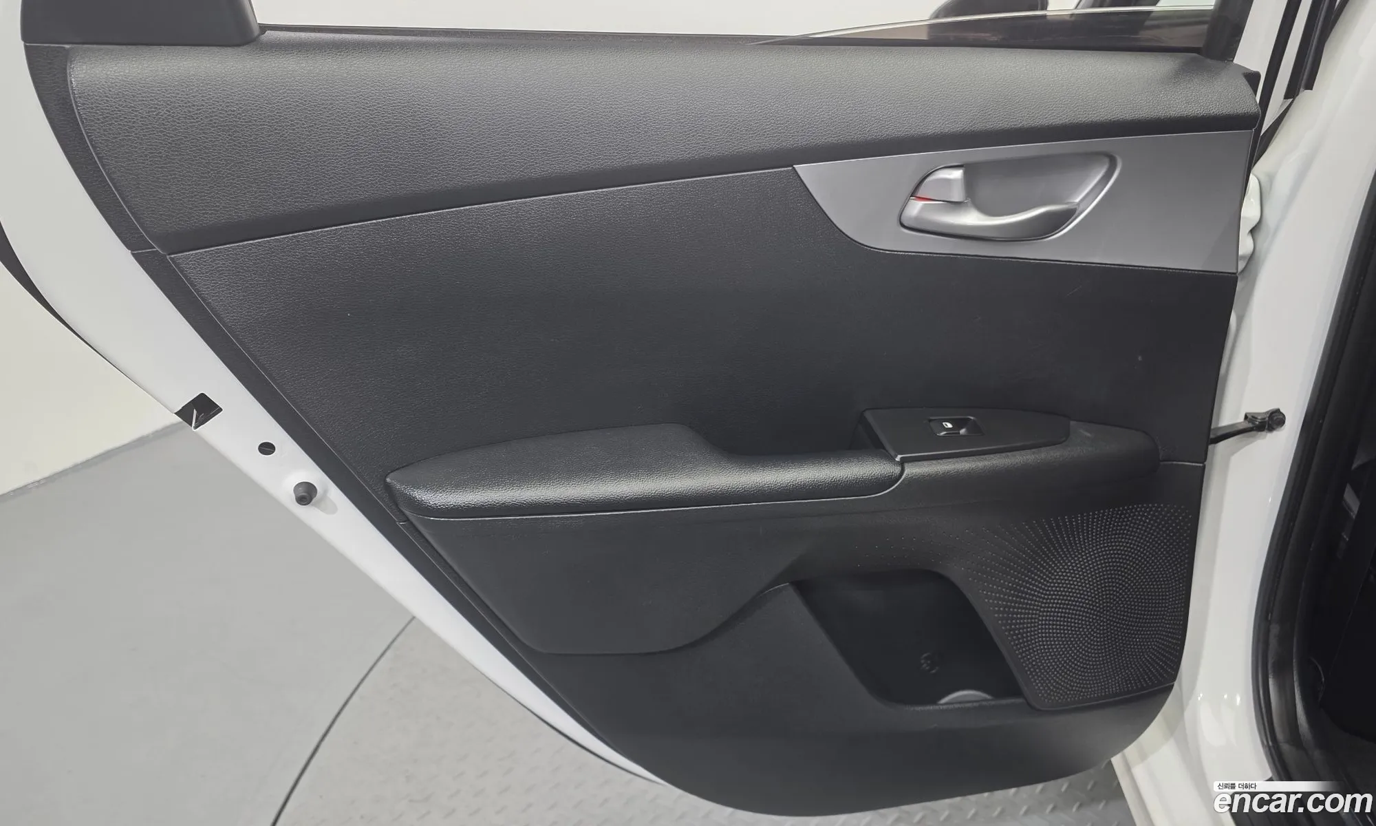 Kia K3 2022 KNAF141BENA946043 — 23