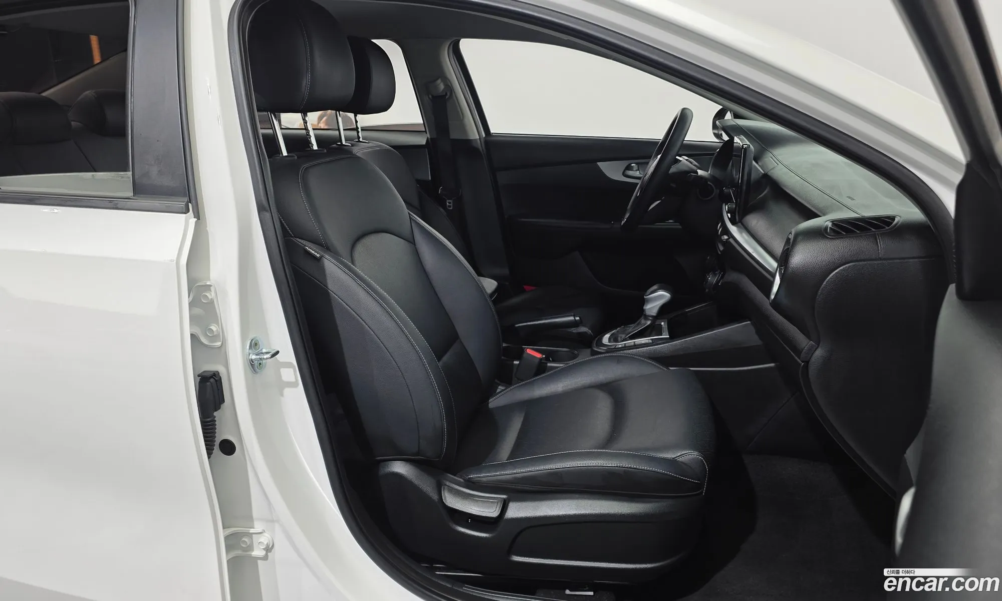 Kia K3 2022 KNAF141BENA946043 — 14