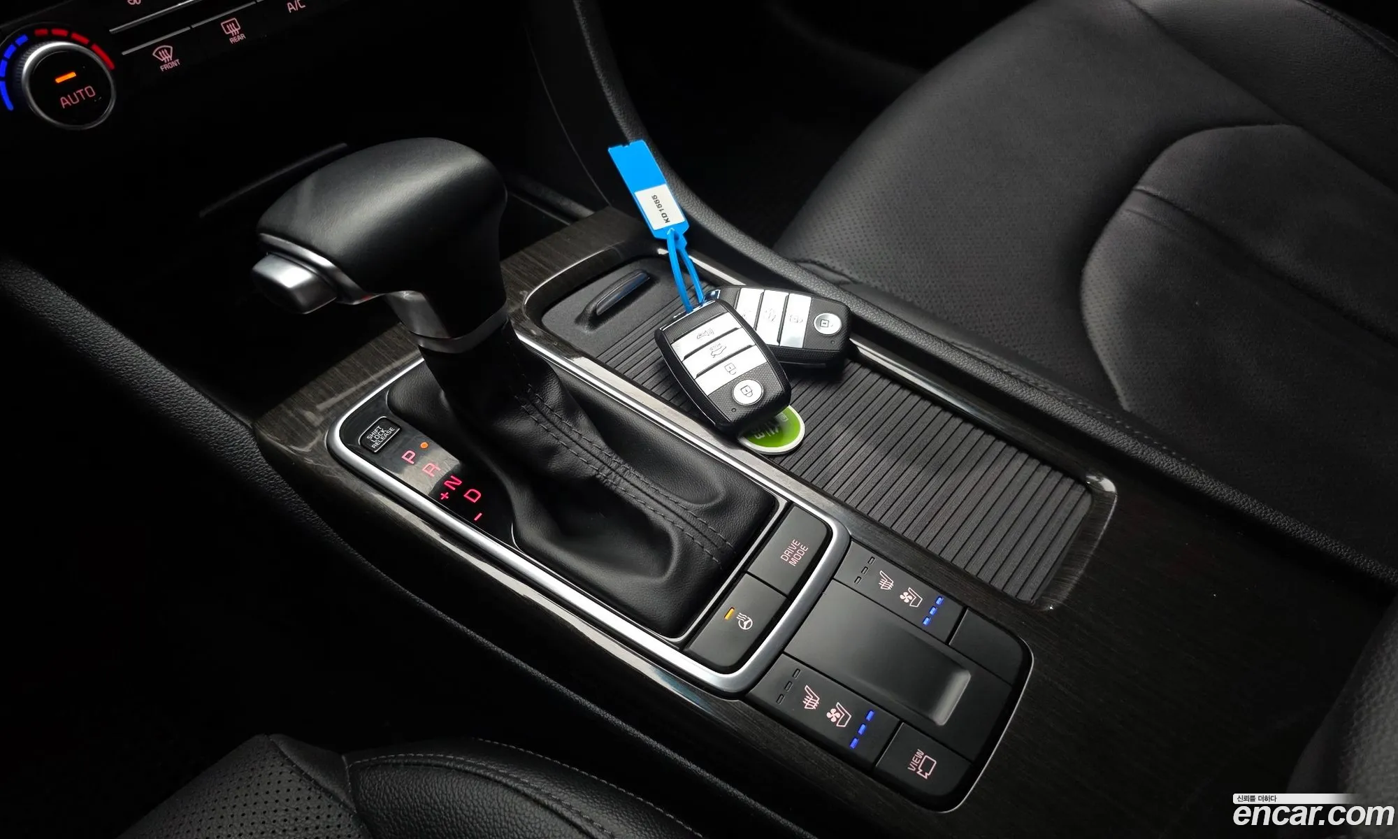 Kia K5 2018 KNAGT411BKA308393 — 16
