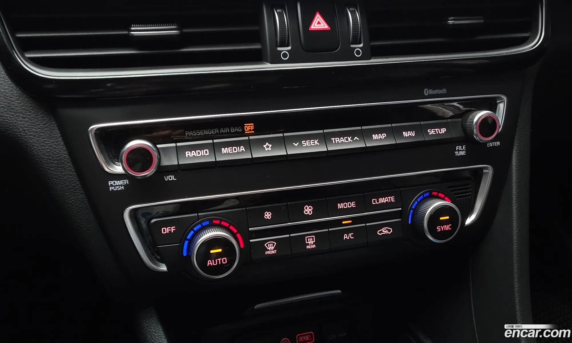 Kia K5 2018 KNAGT411BKA308393 — 21