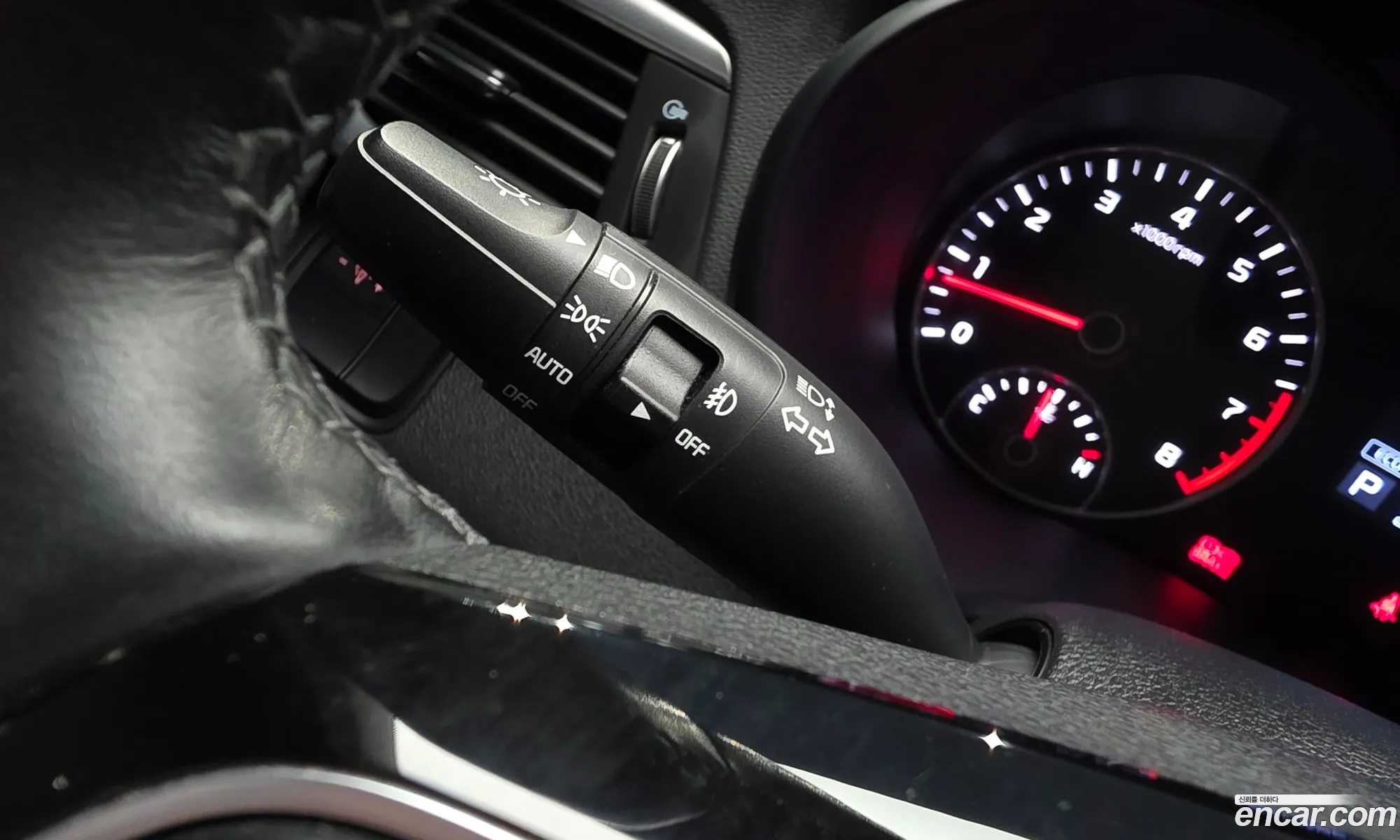 Kia K5 2018 KNAGT411BKA308393 — 28