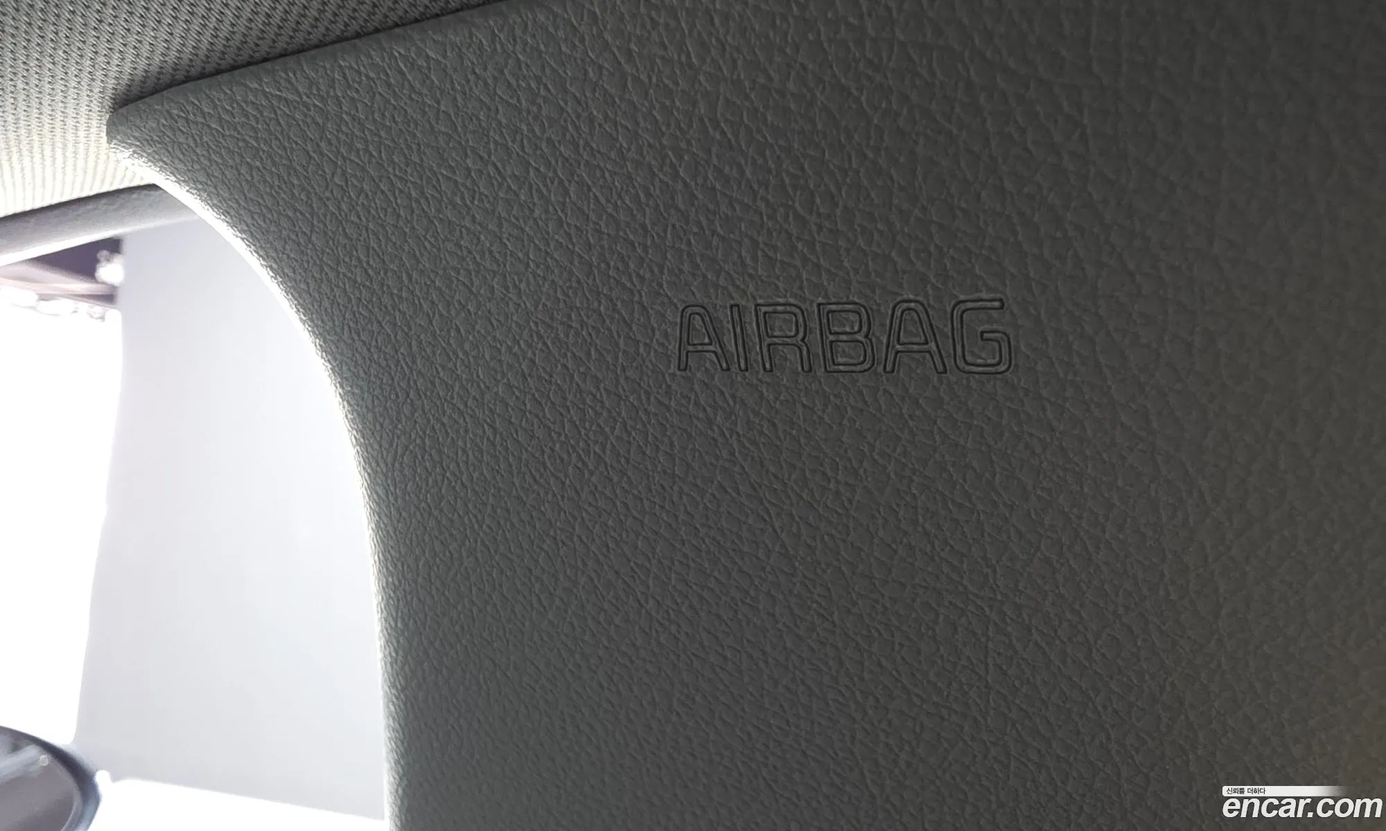 Kia K5 2018 KNAGT411BKA308393 — 8