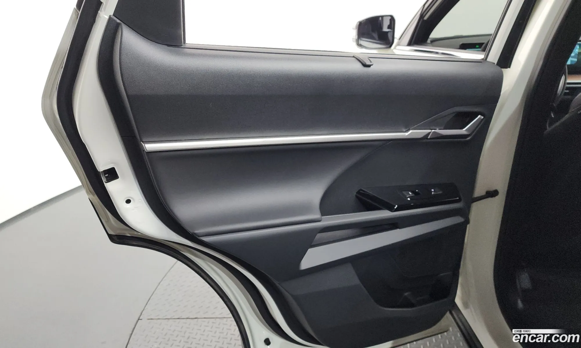 KG Mobility (SsangYong) Torres 2024 — 24