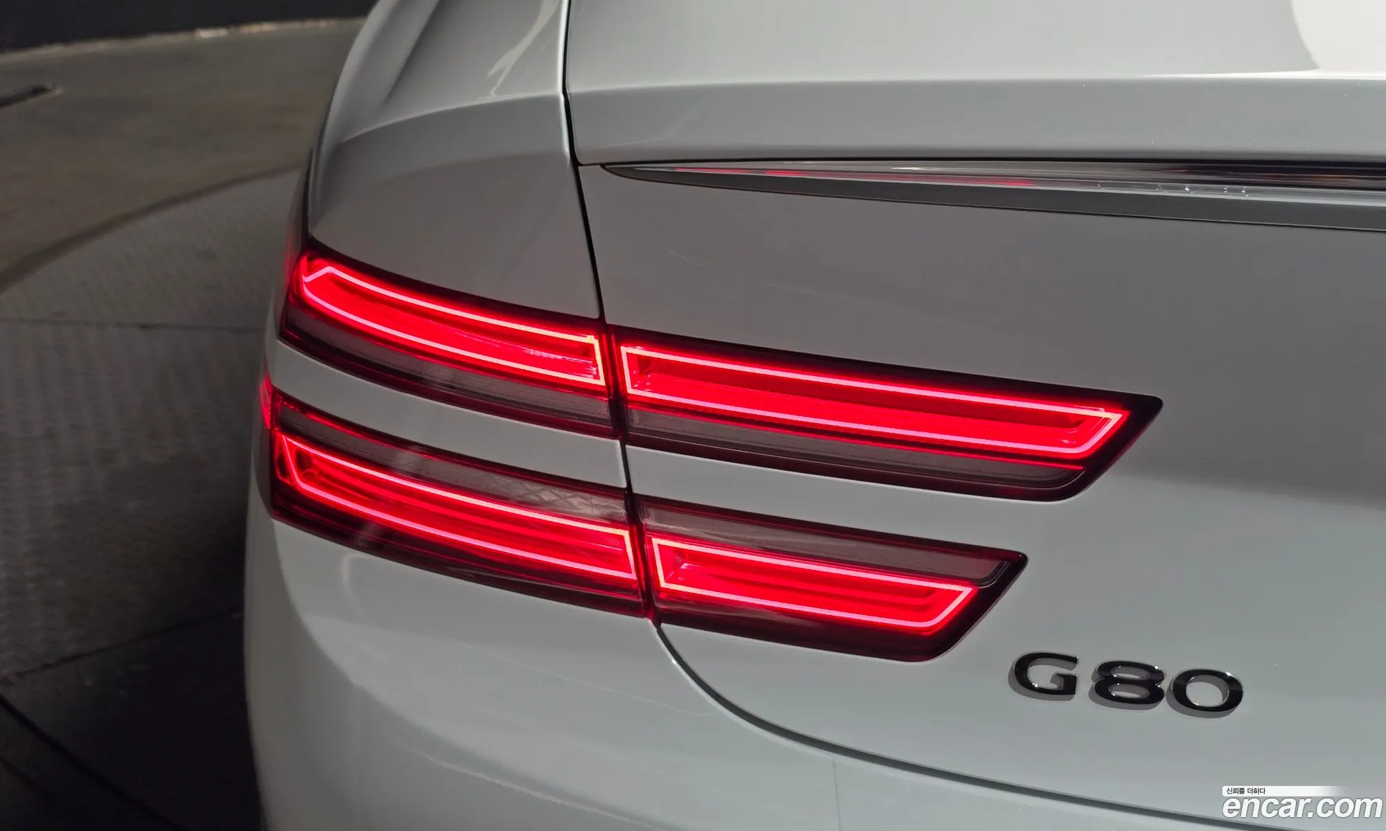 Genesis G80 2021 KMTGB41CDMU061155 — 24