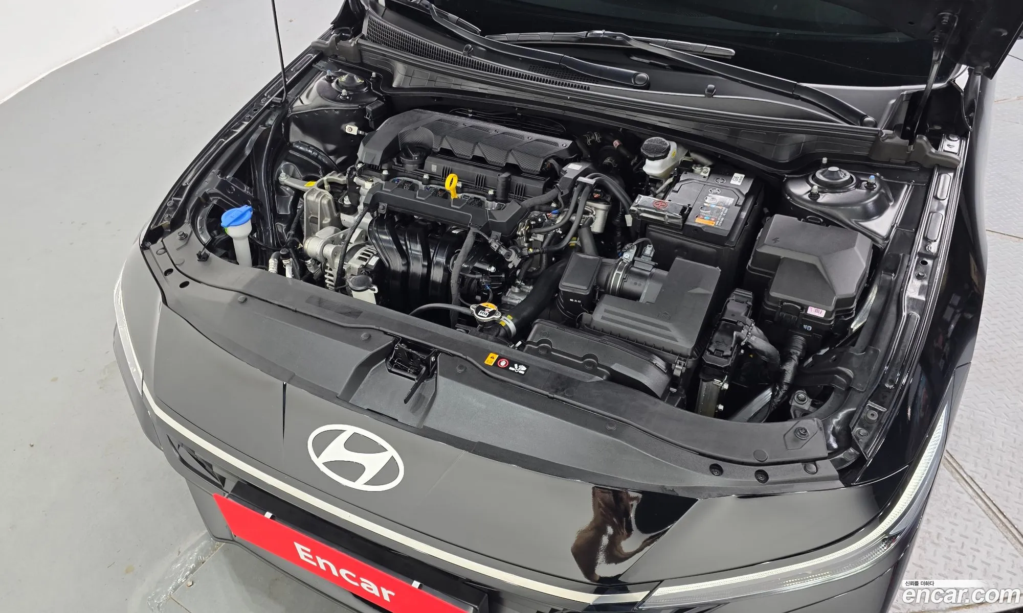 Hyundai Elantra 2025 — 26