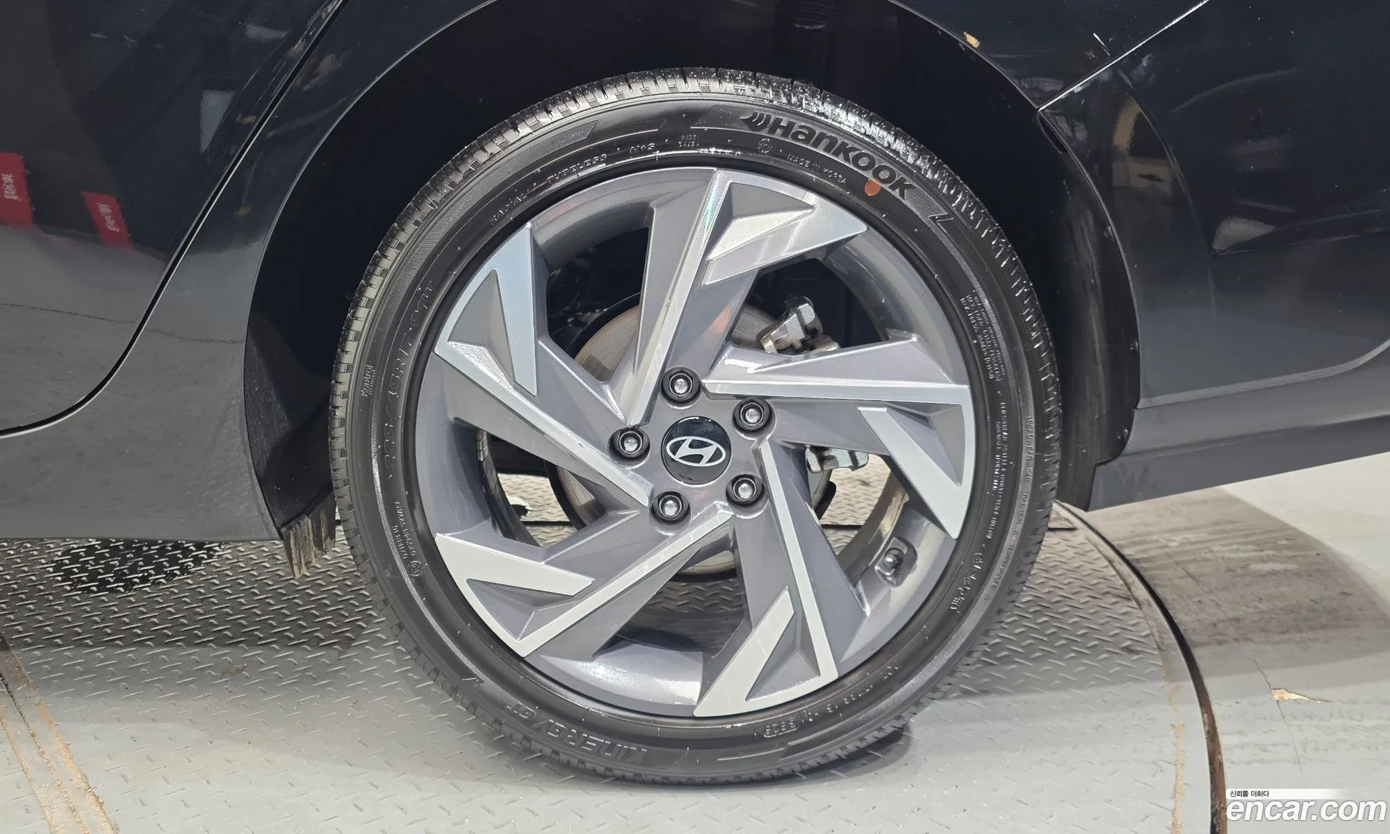 Hyundai Elantra 2025 — 20