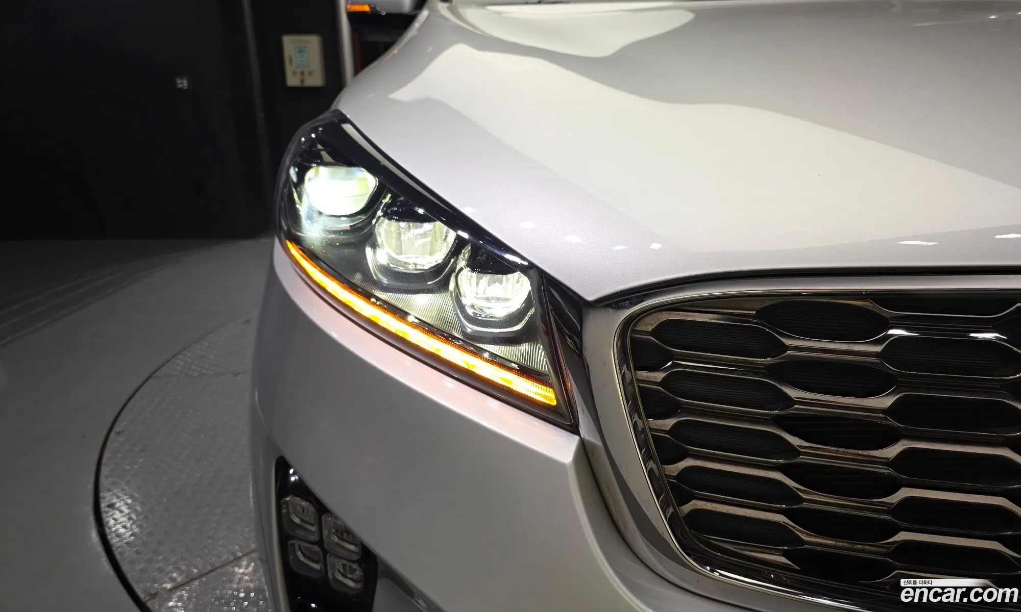 Kia Sorento 2019 KNAPK81BDLA553318 — 8