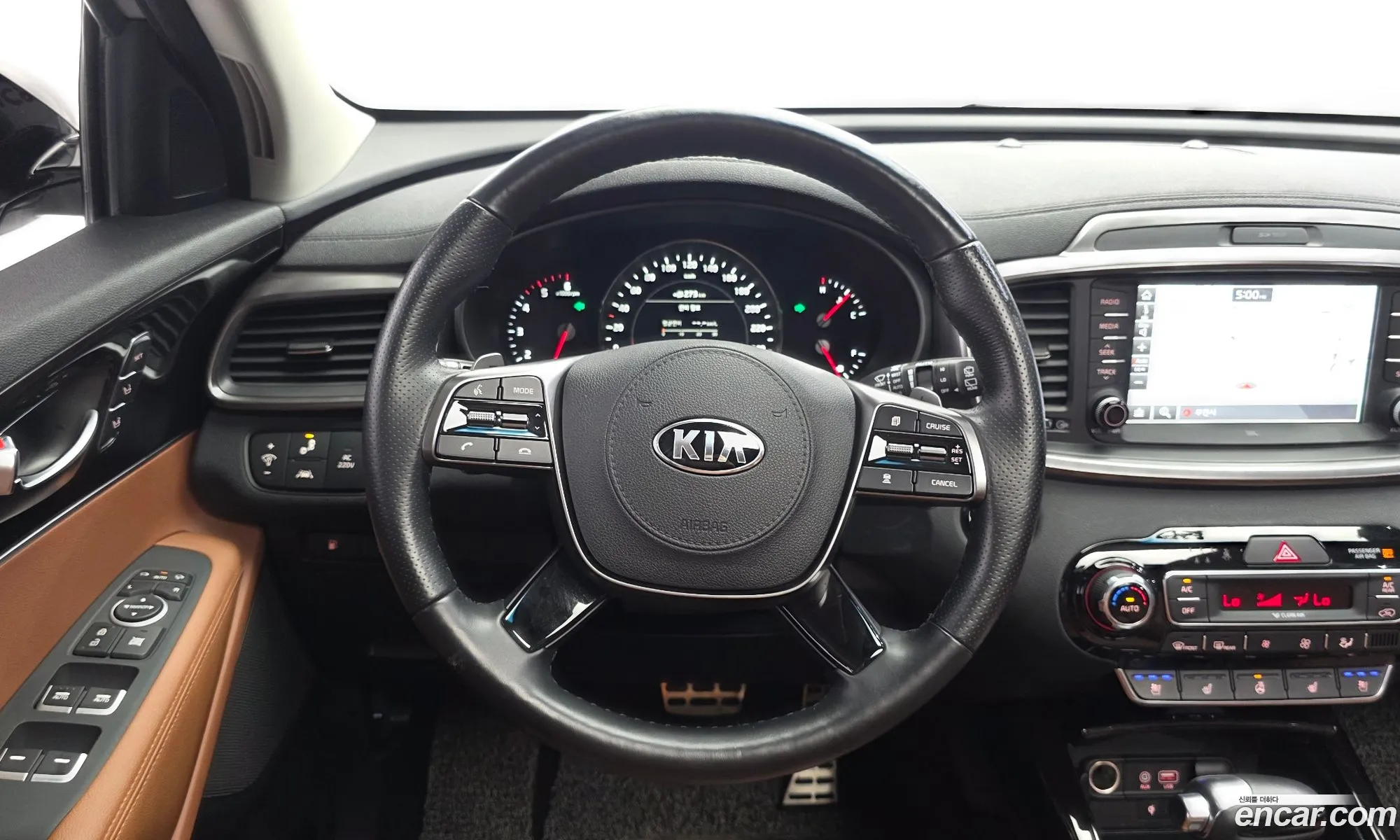 Kia Sorento 2019 KNAPK81BDLA553318 — 6