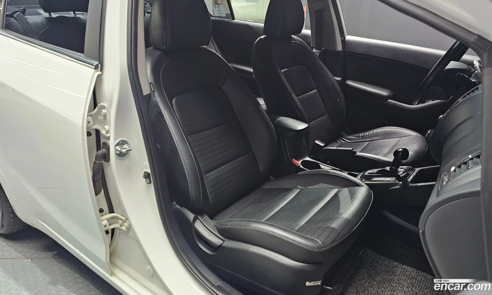 Kia K3 2016 — 7