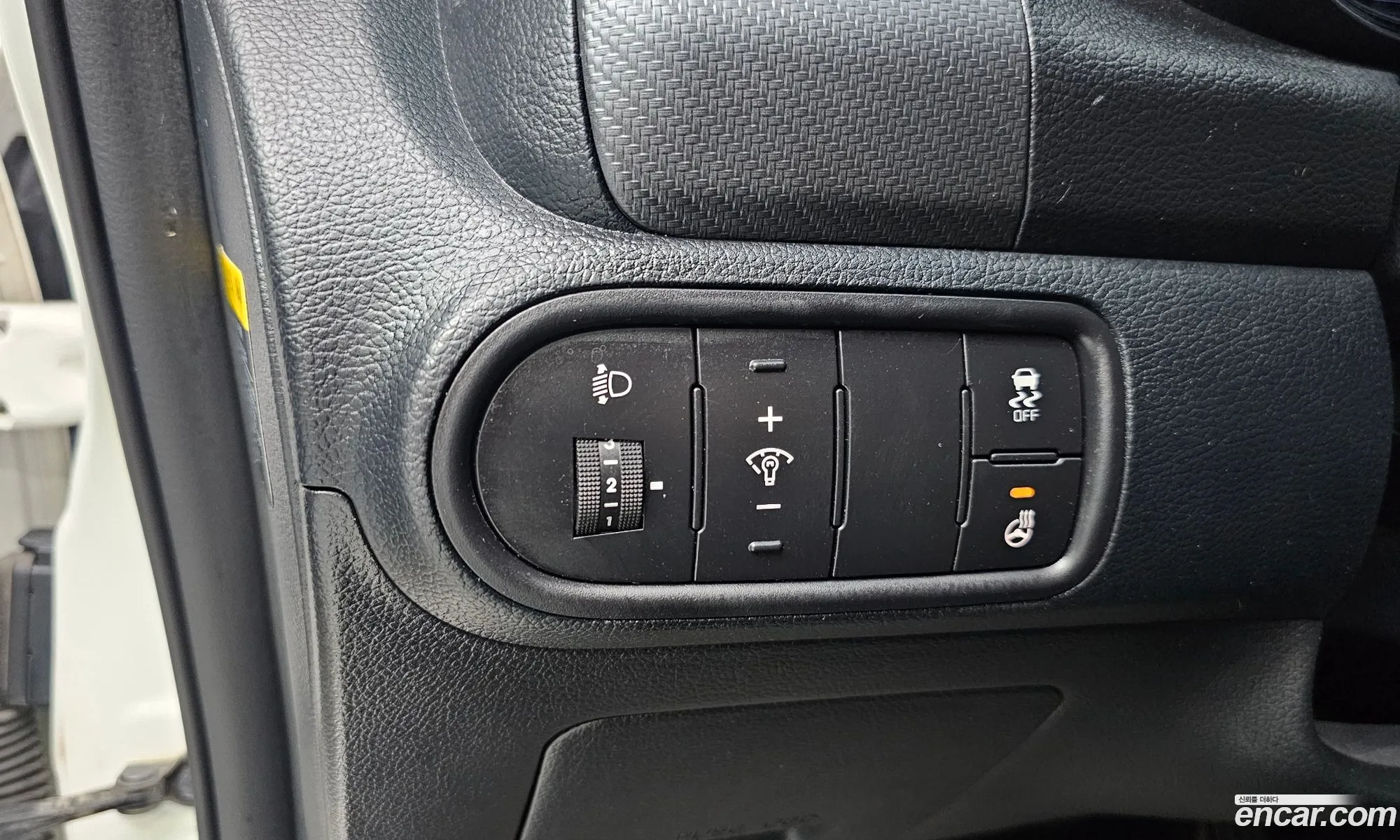 Kia K3 2016 — 14