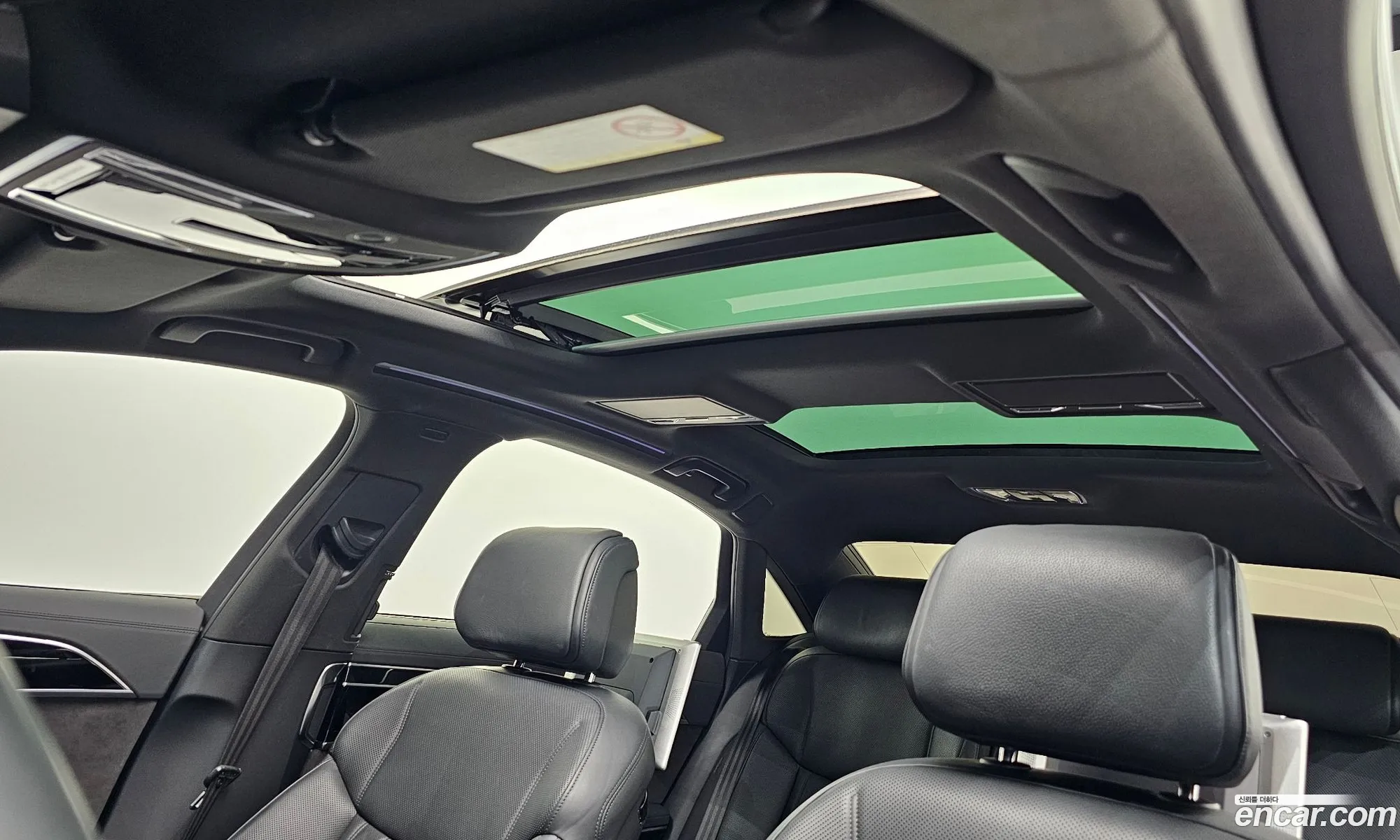 Audi A8 2019 WAUZZZF8XLN002387 — 6