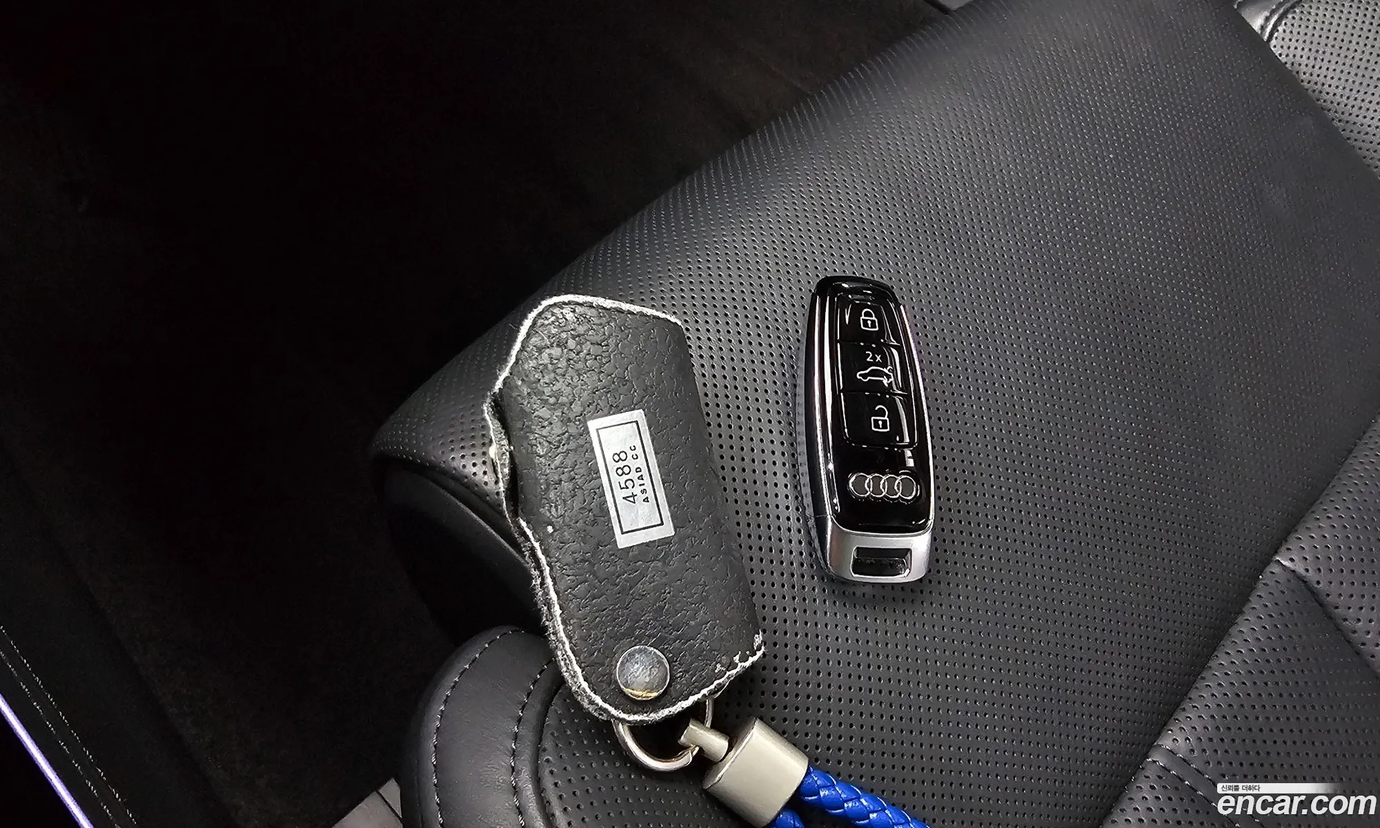 Audi A8 2019 WAUZZZF8XLN002387 — 2