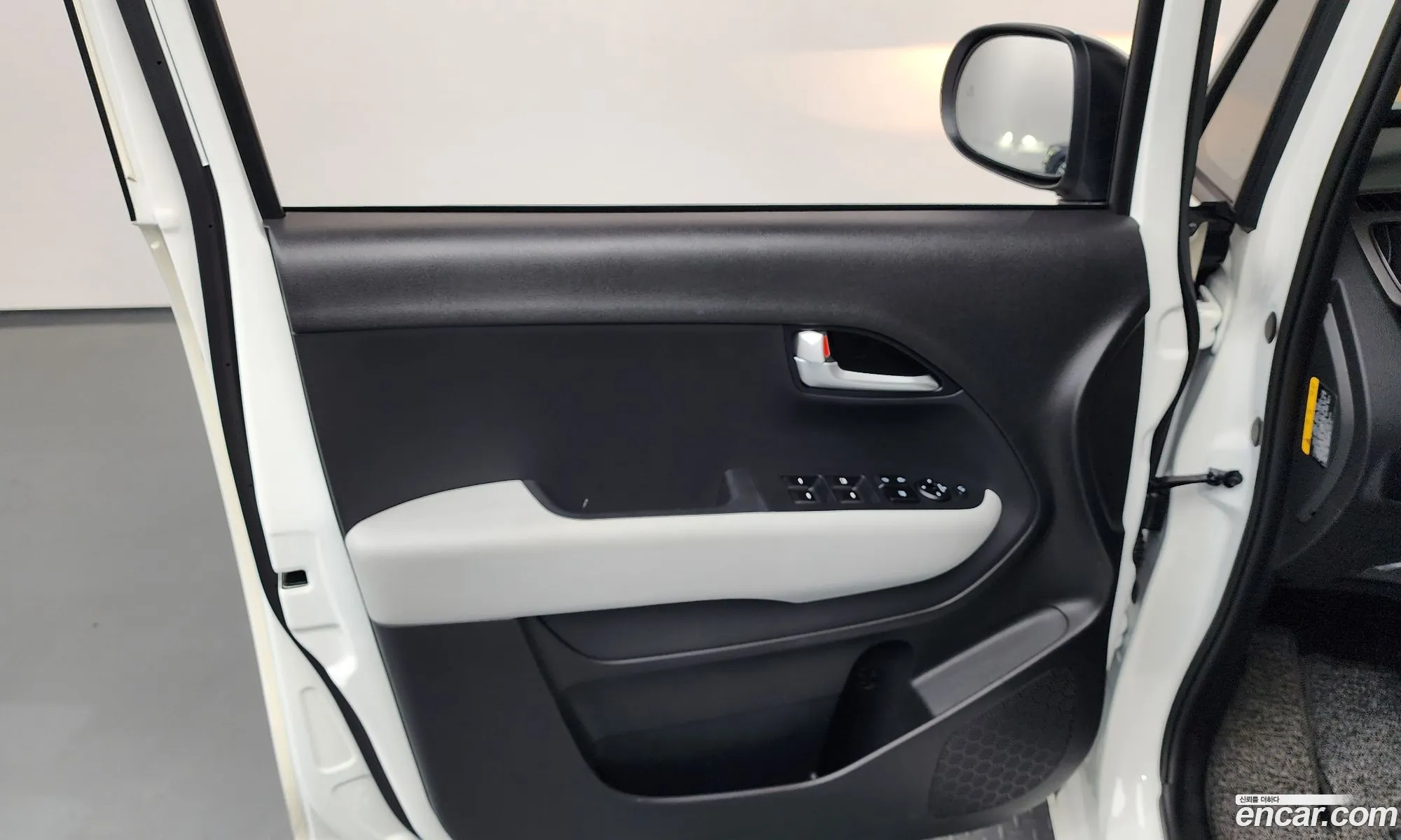 Kia Kia Ray 2024 — 17