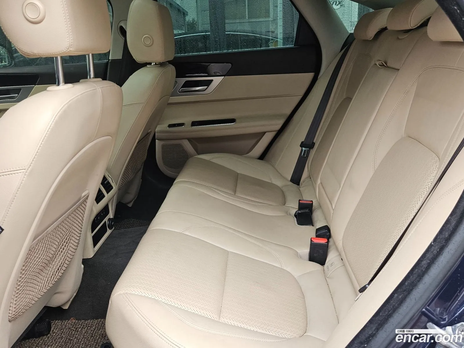 Jaguar XF 2017 — 8